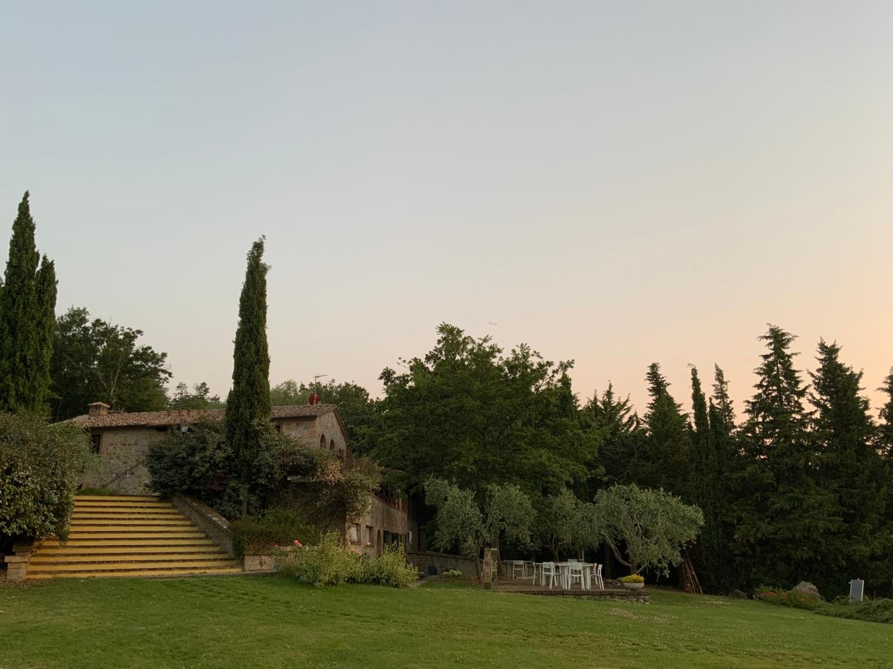 Villa Le Polle di Meletro - Exclusive Tuscan Villa with Private Pool & Panoramic Glass Sauna