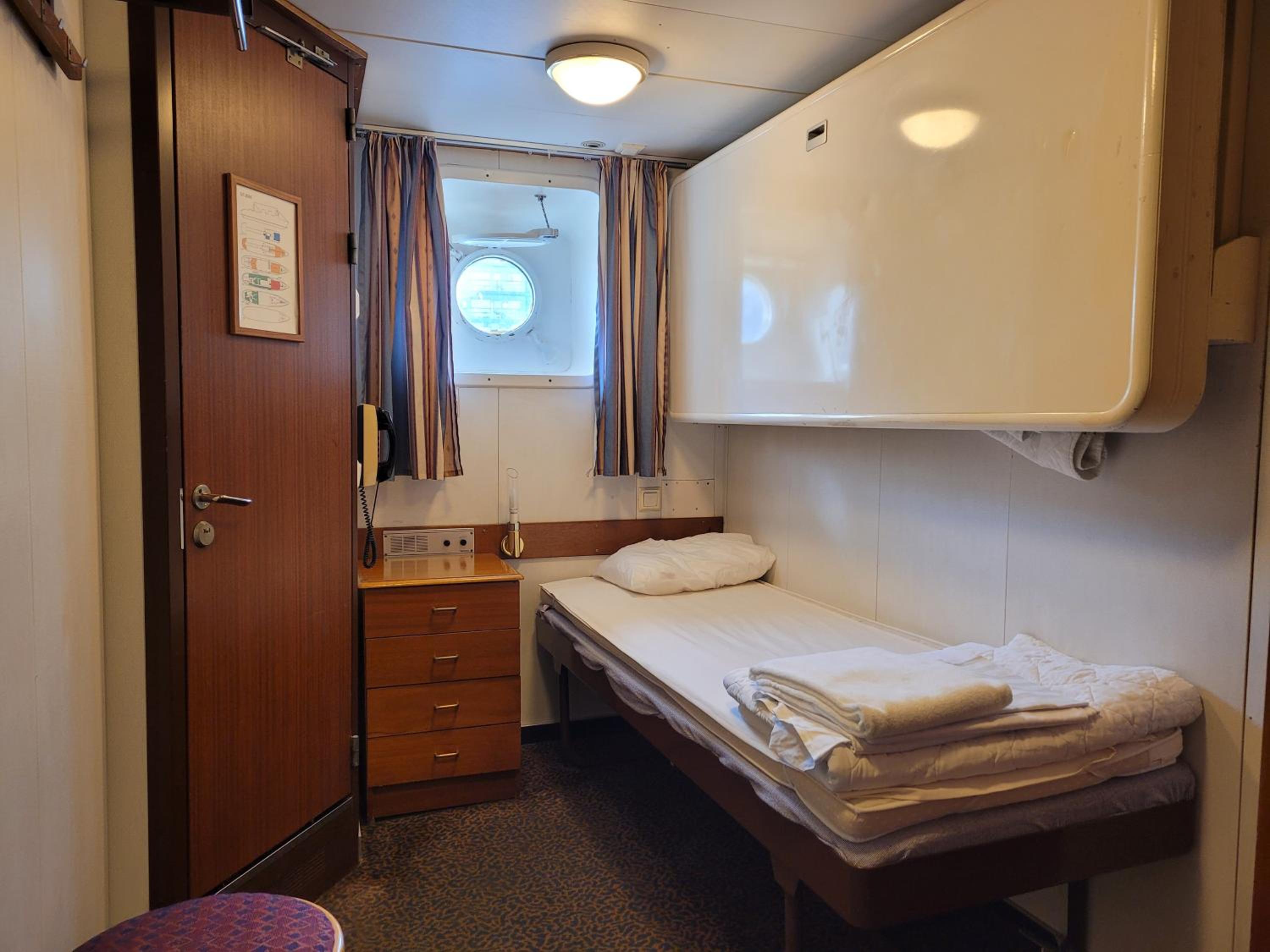 Laivahostel S/S Bore