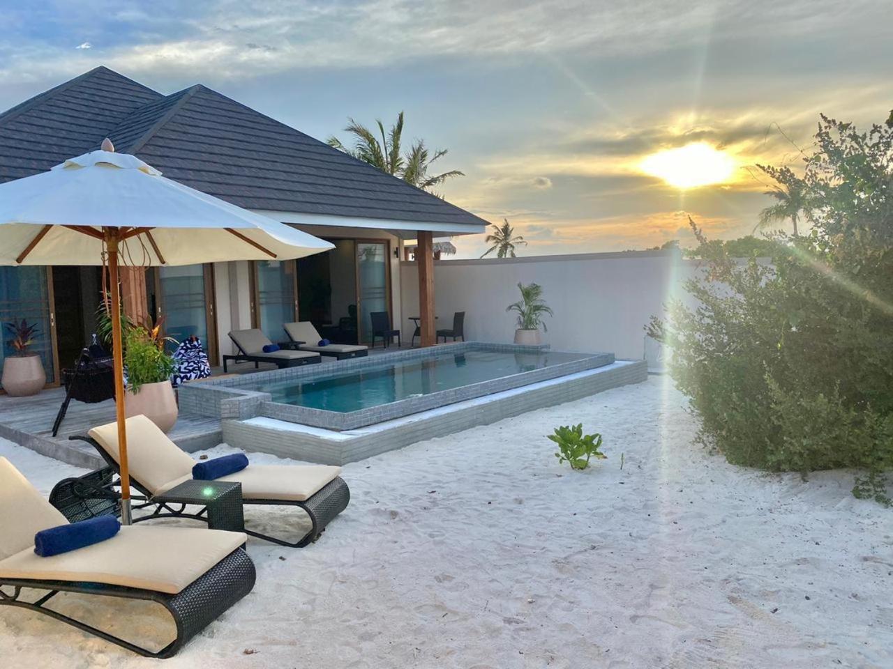 Brennia Kottefaru Maldives 5