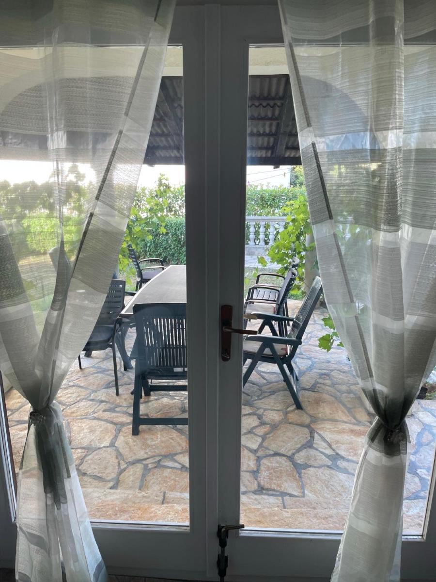 Holiday Home 1 view 5