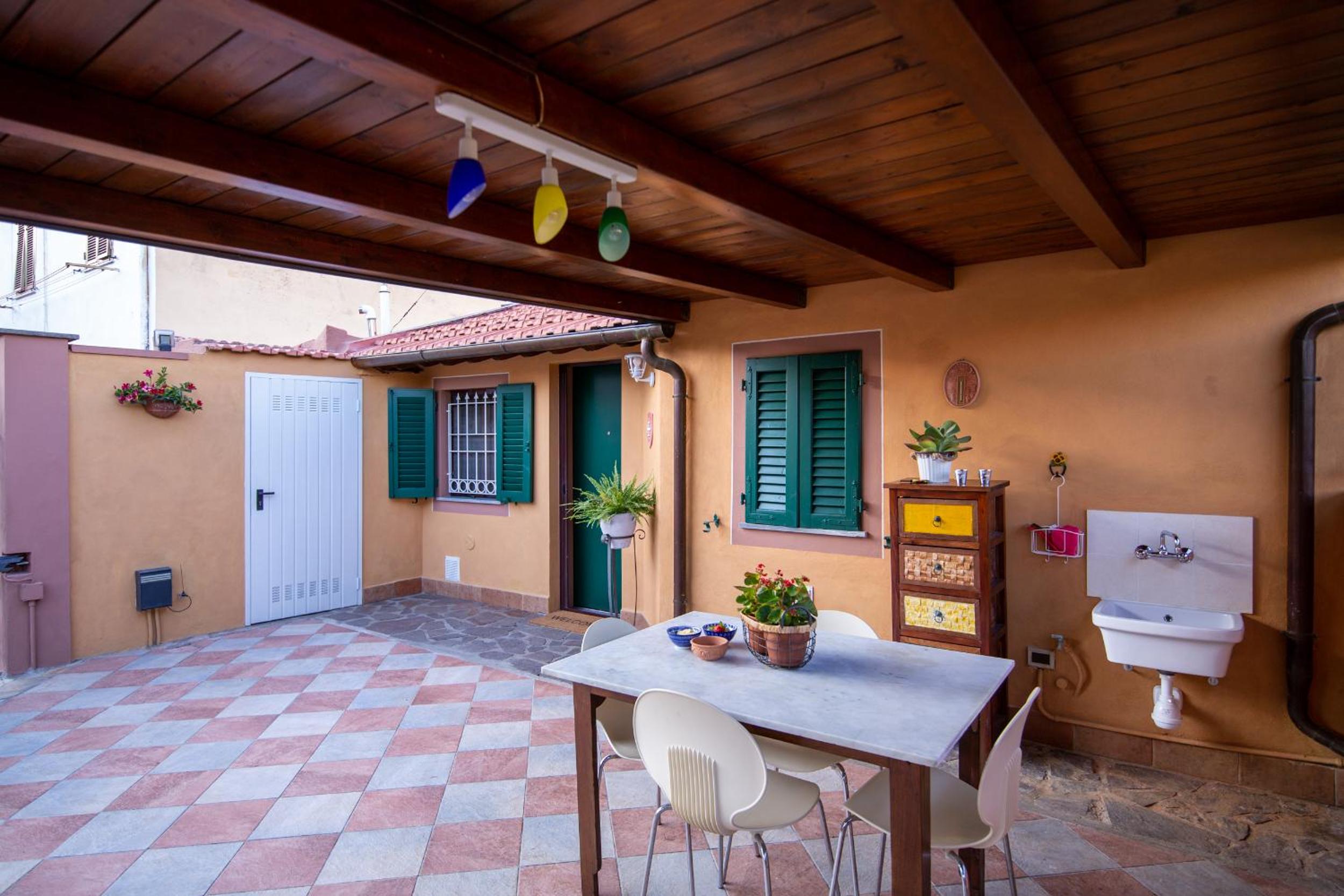 IL Rustichello view 5