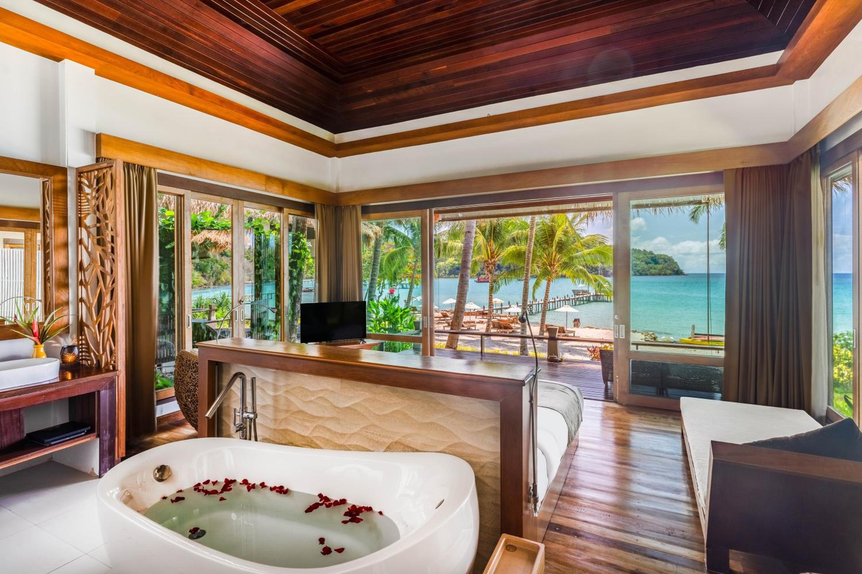 The Beach Natural Resort Koh Kood