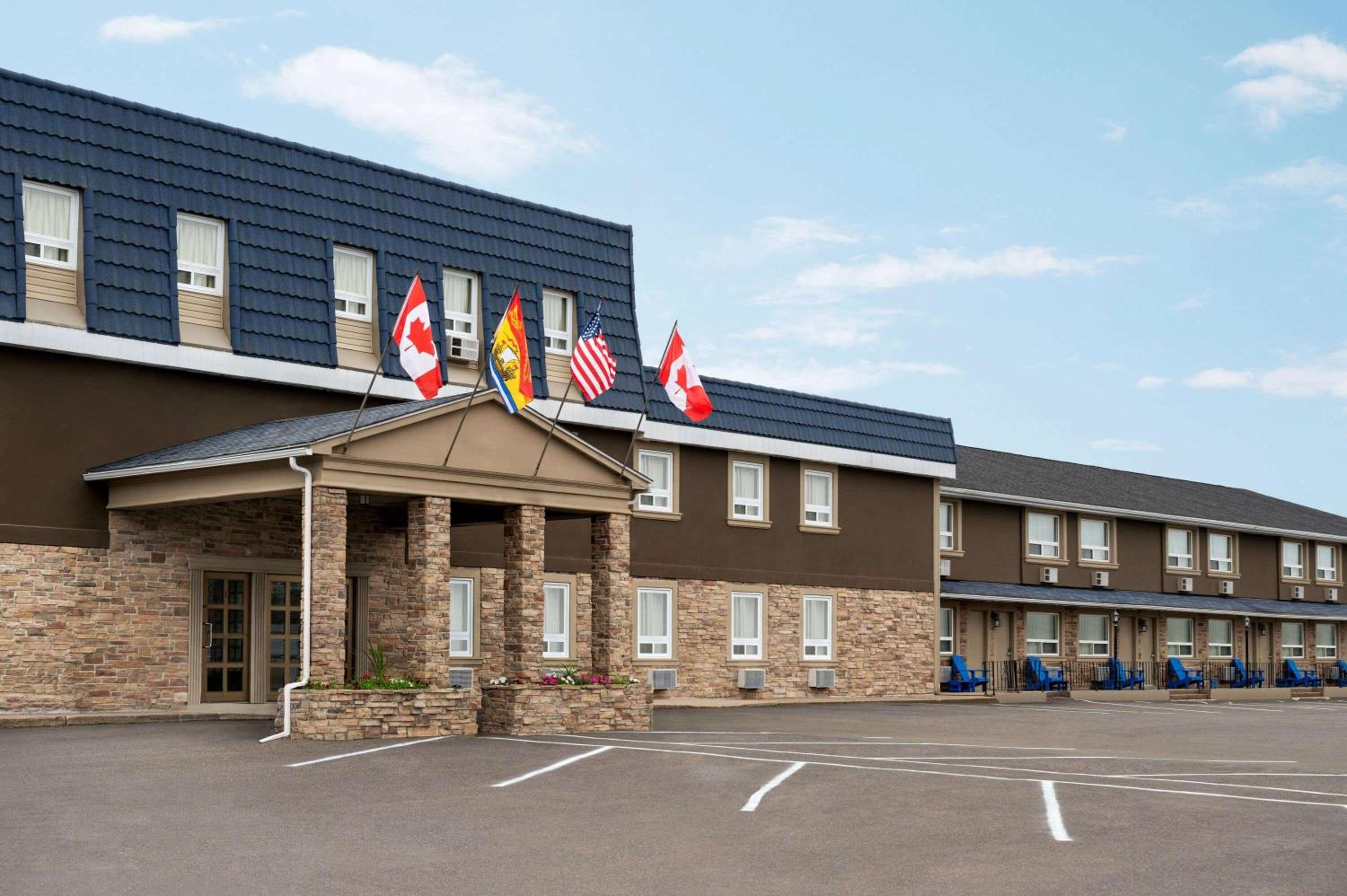 Fredericton Vacations - Days Inn by Wyndham Fredericton - Property Image 1