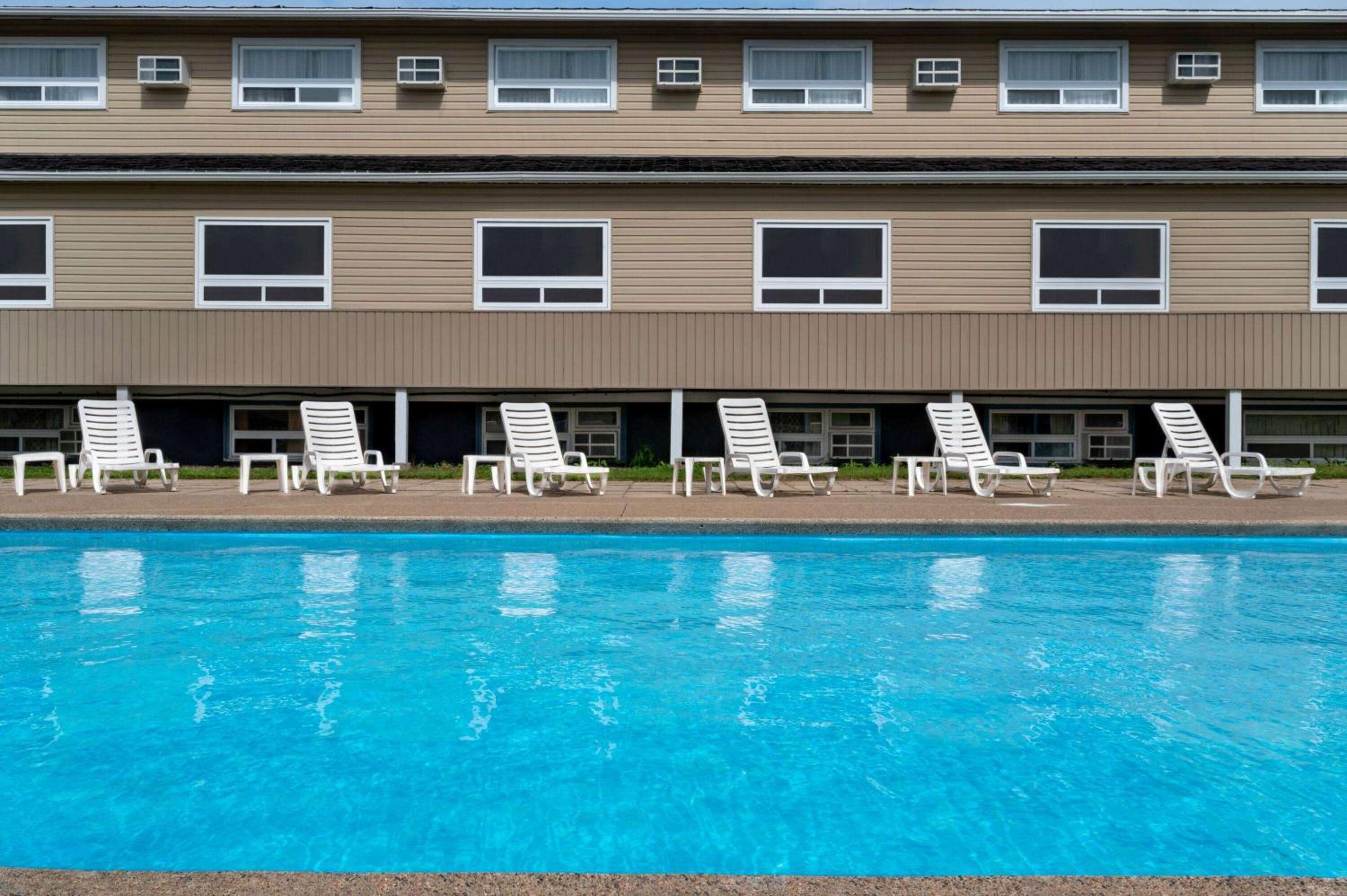 Fredericton Vacations - Days Inn by Wyndham Fredericton - Property Image 2