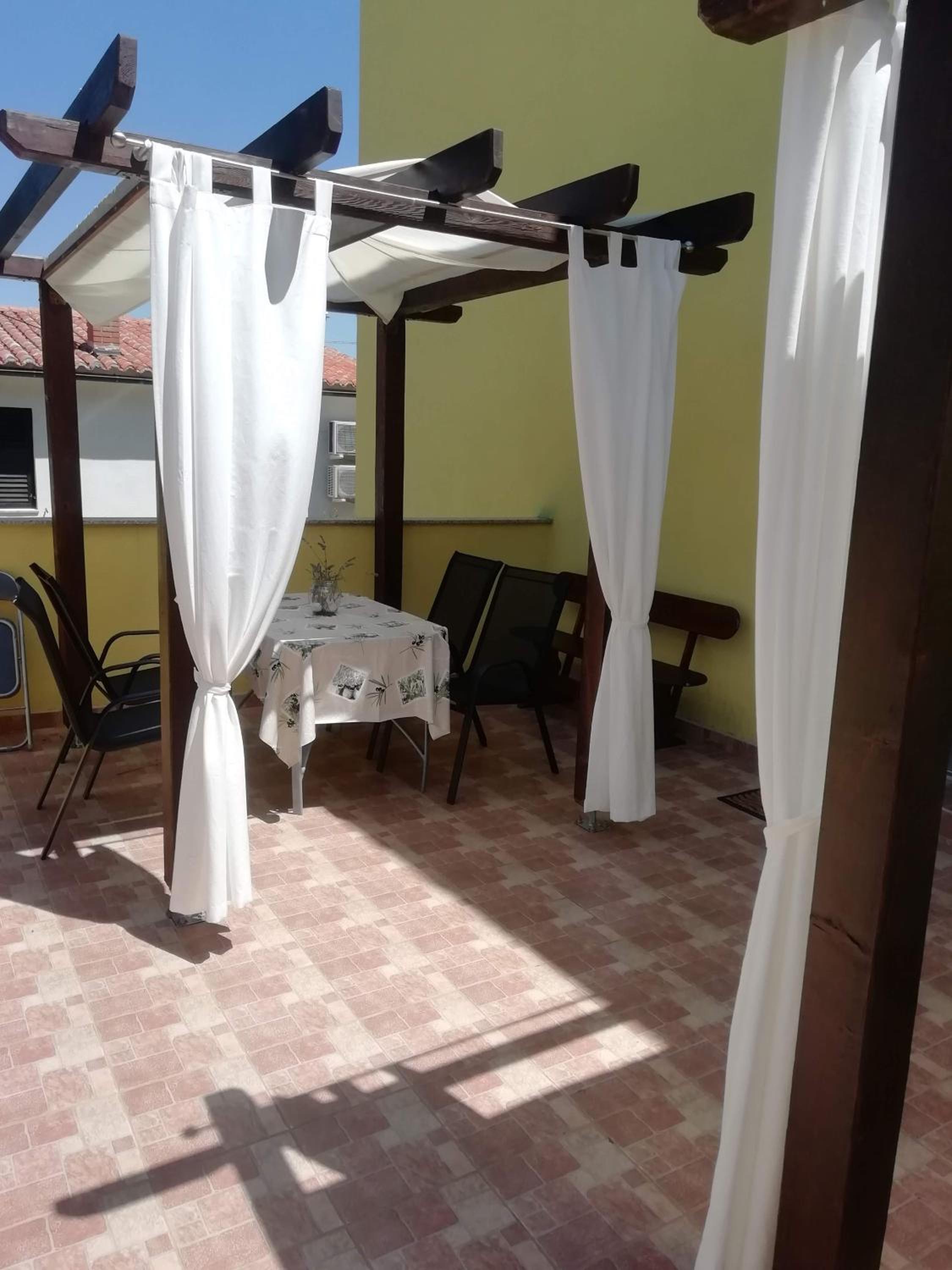 Apartmani RUBESSA s parkirnim mjestom view 2
