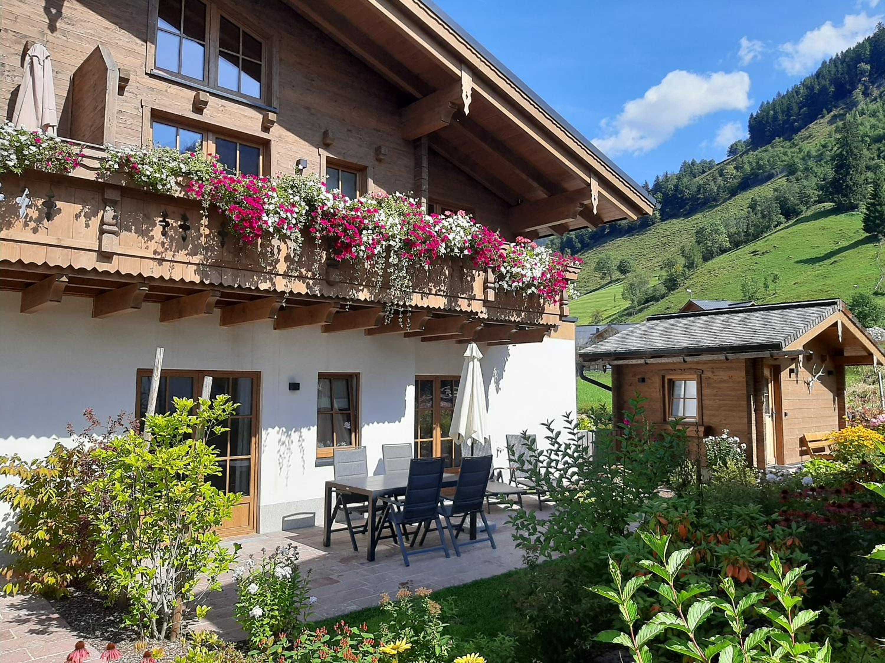 Hochalmbahnen Chalets 6W2, Erle, nahe Gondel, Hunde willkommen view 2