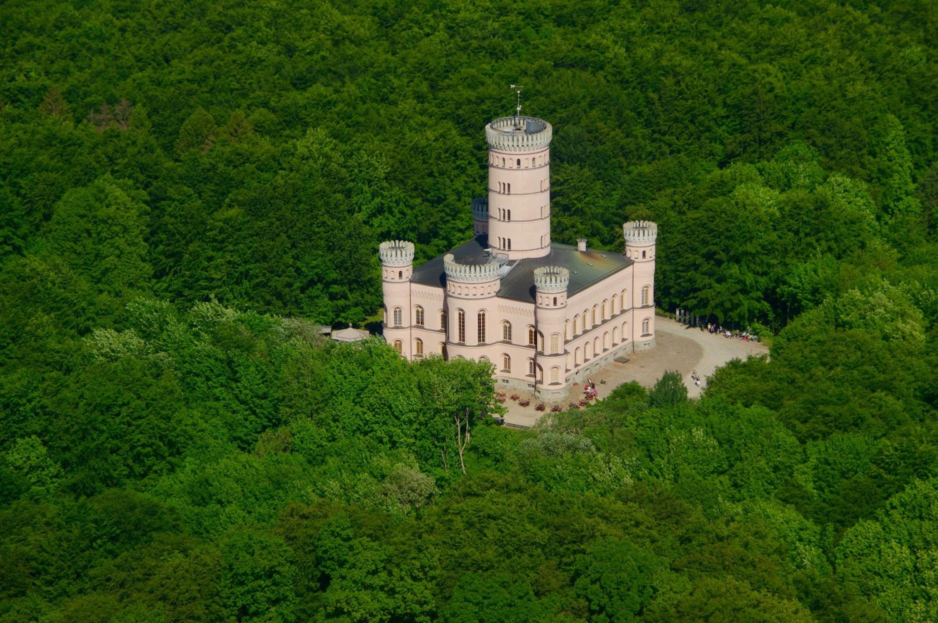 Urlaubsbahnhof-Gueterboden