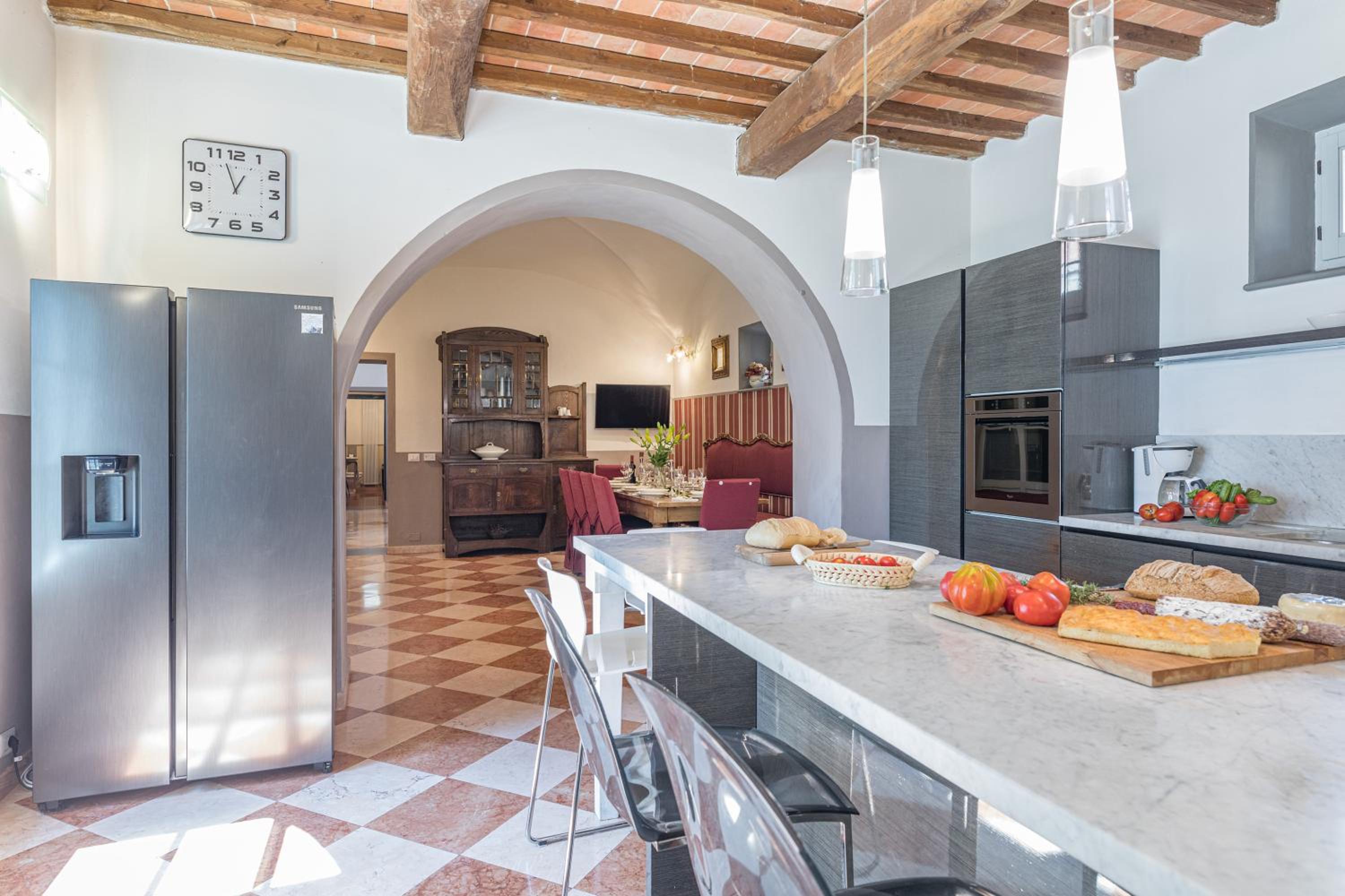 ANTICA VILLA MERELLI 12, Emma Villas view 5