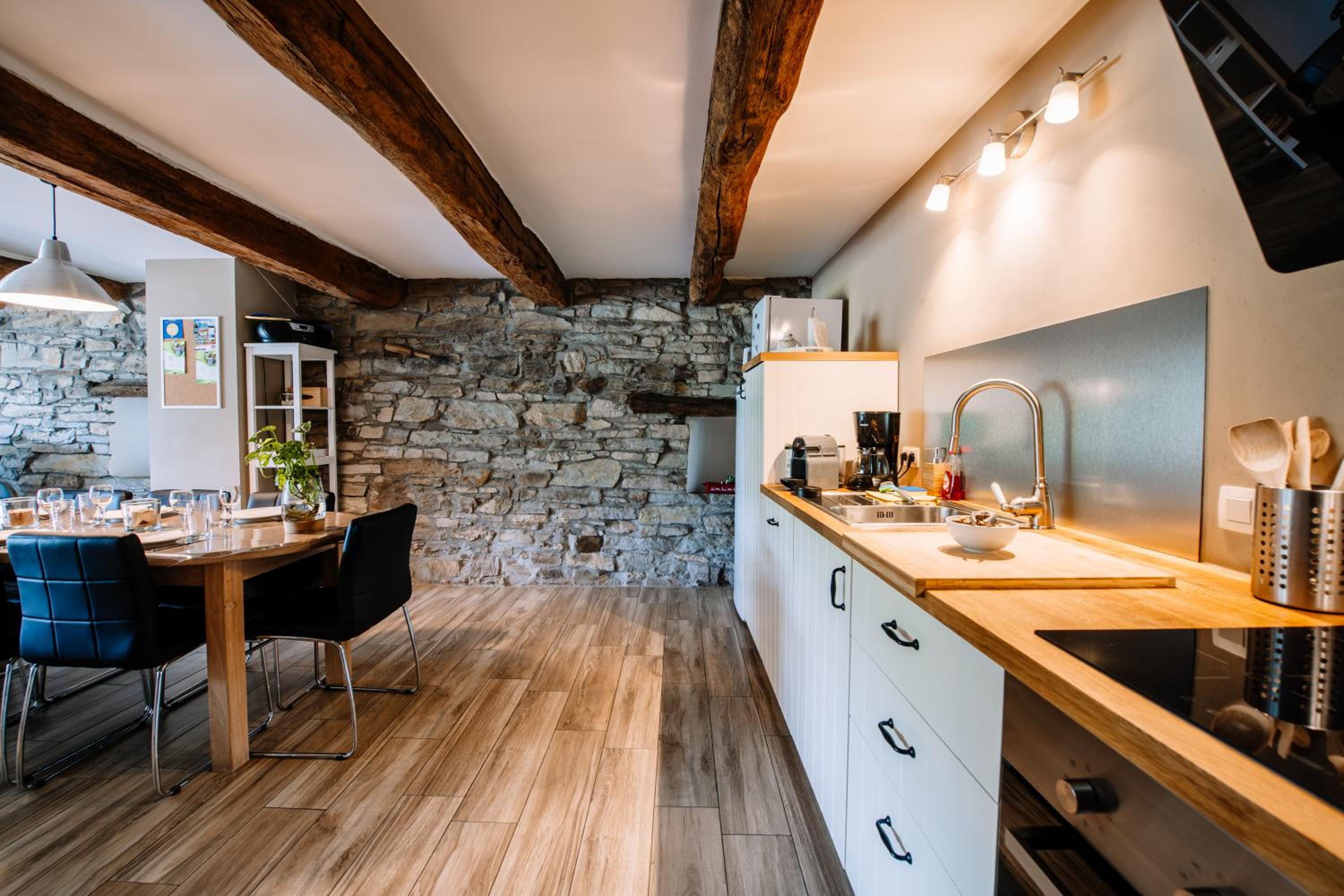 A La Maison d'Ode