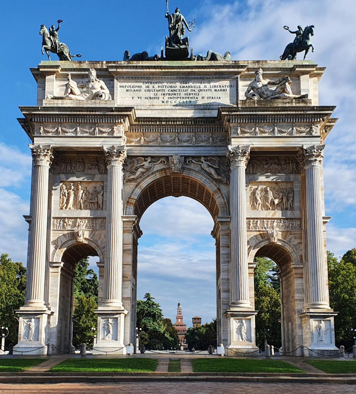S. Ambrogio Square