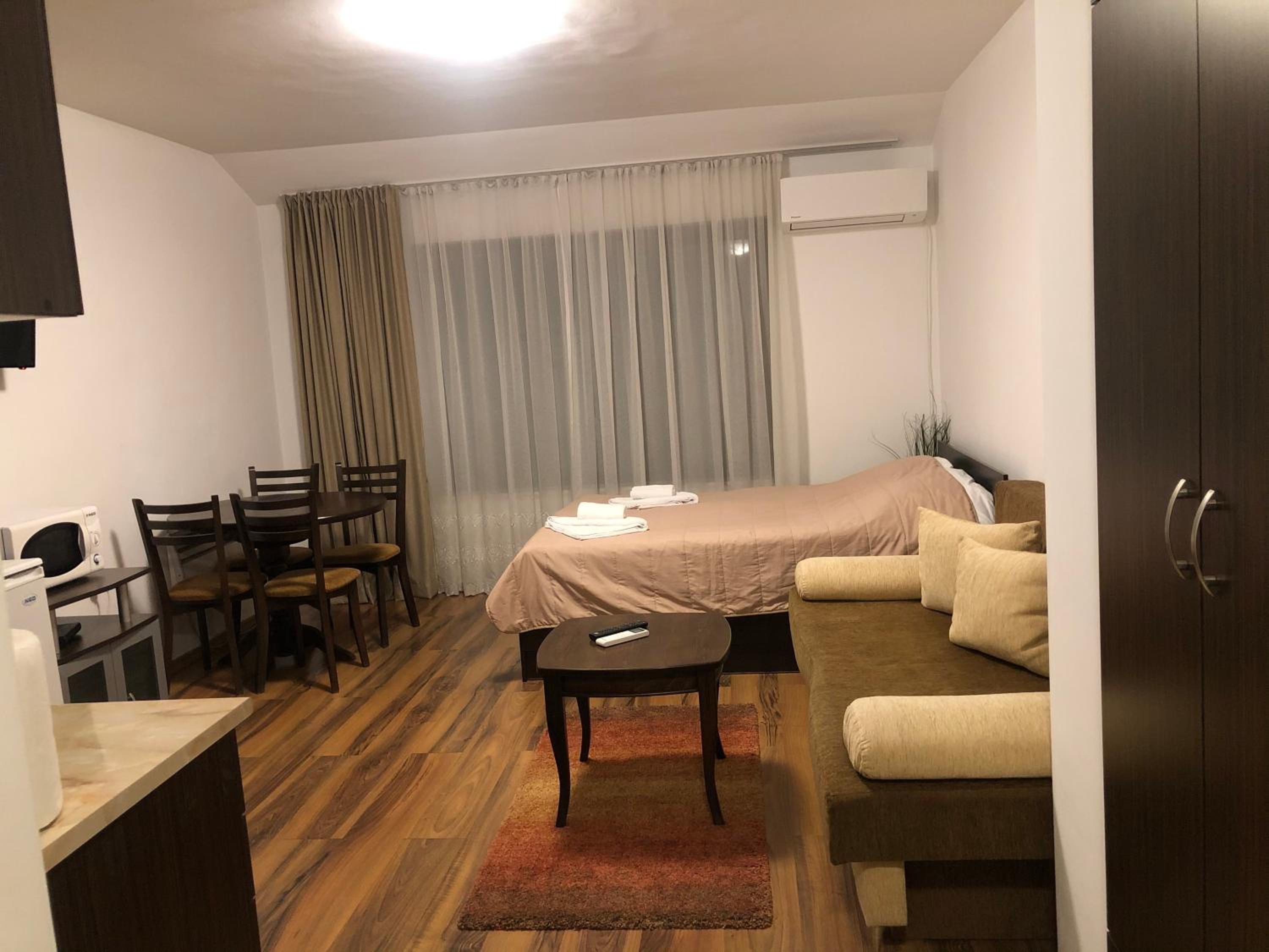 Nickmar Studio-Apartment view 3