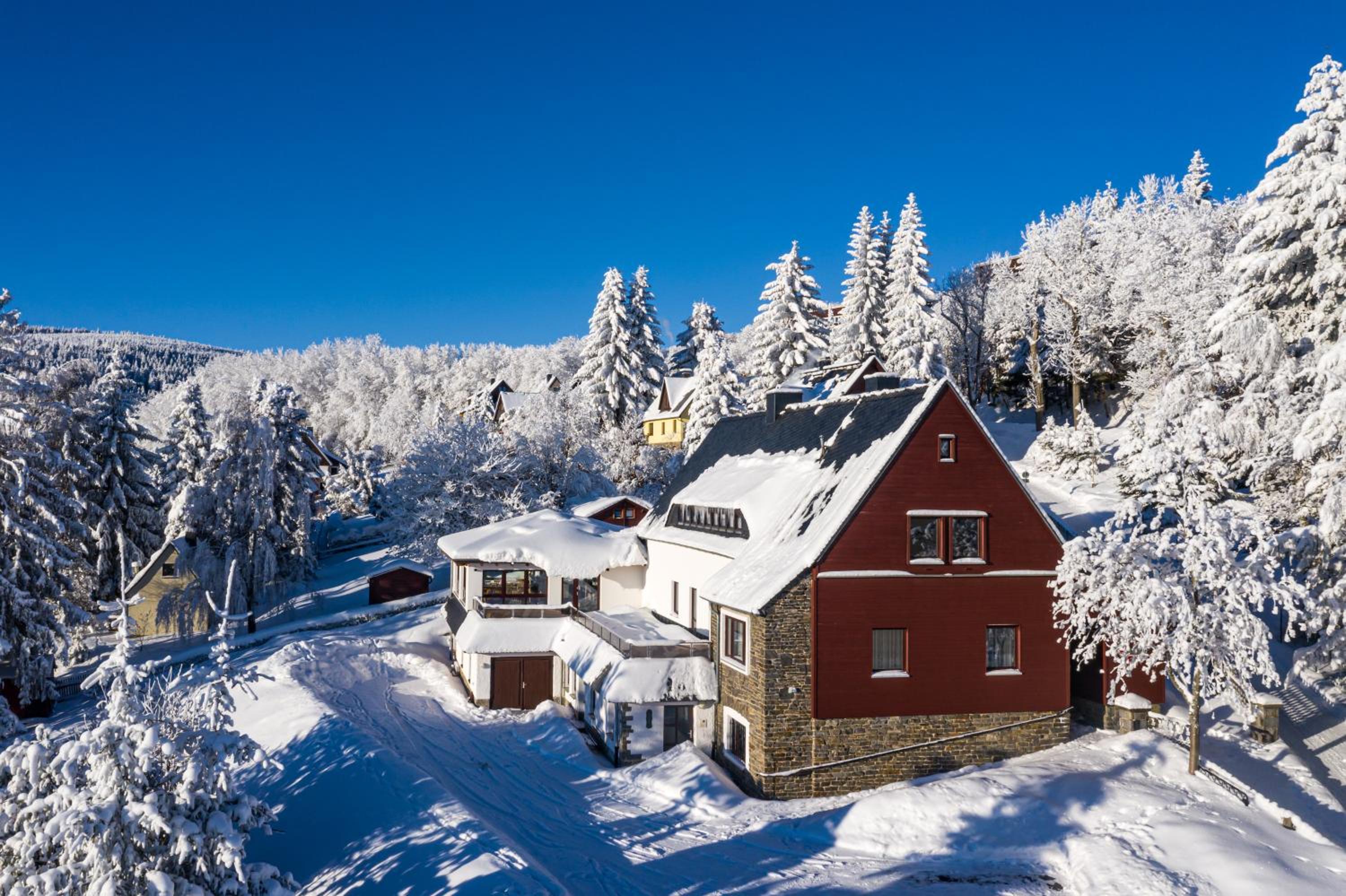 Ferienhaus Freitag - Ferienwohnungen mit Sauna & Frühstück view 2