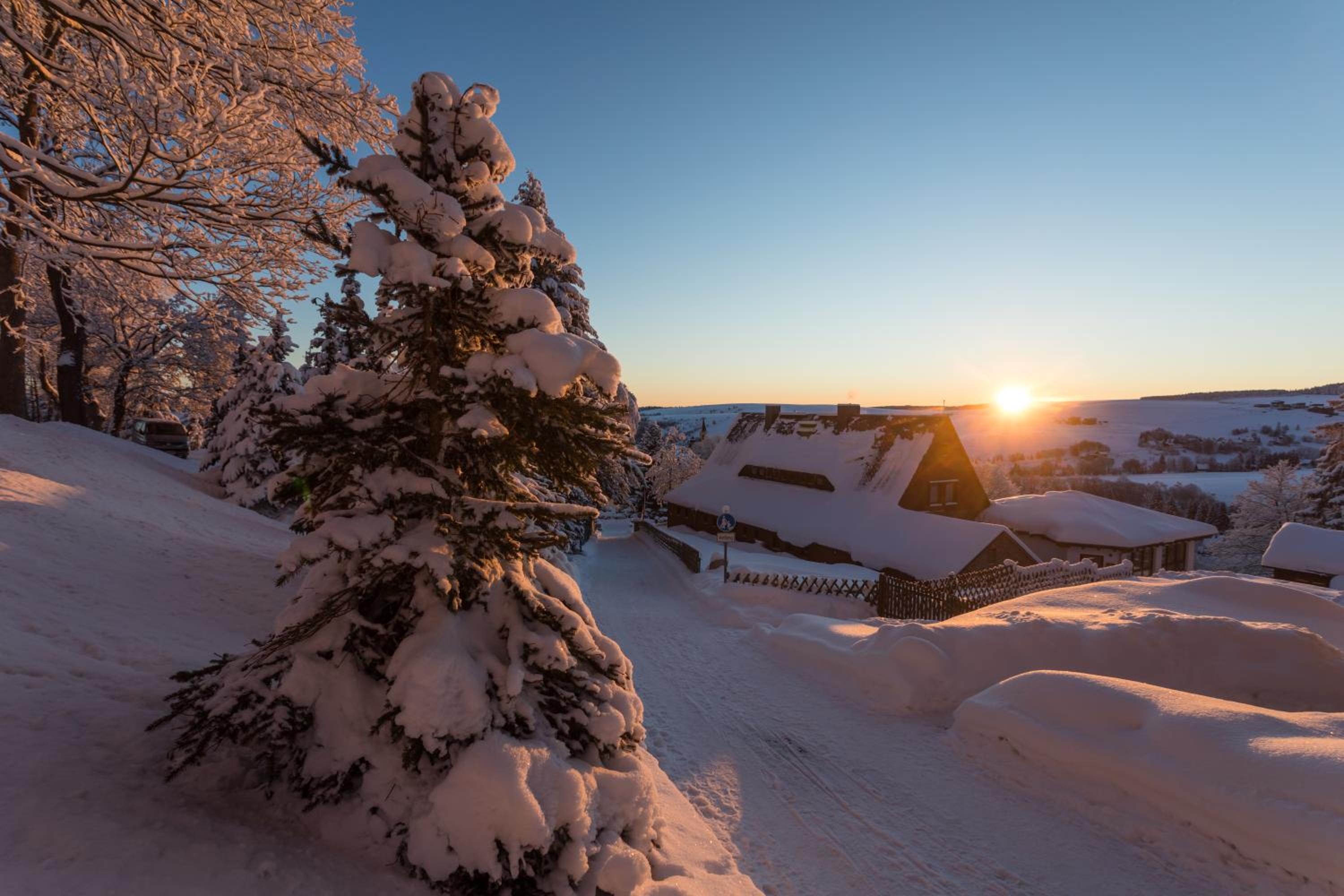 Ferienhaus Freitag - Ferienwohnungen mit Sauna & Frühstück view 5