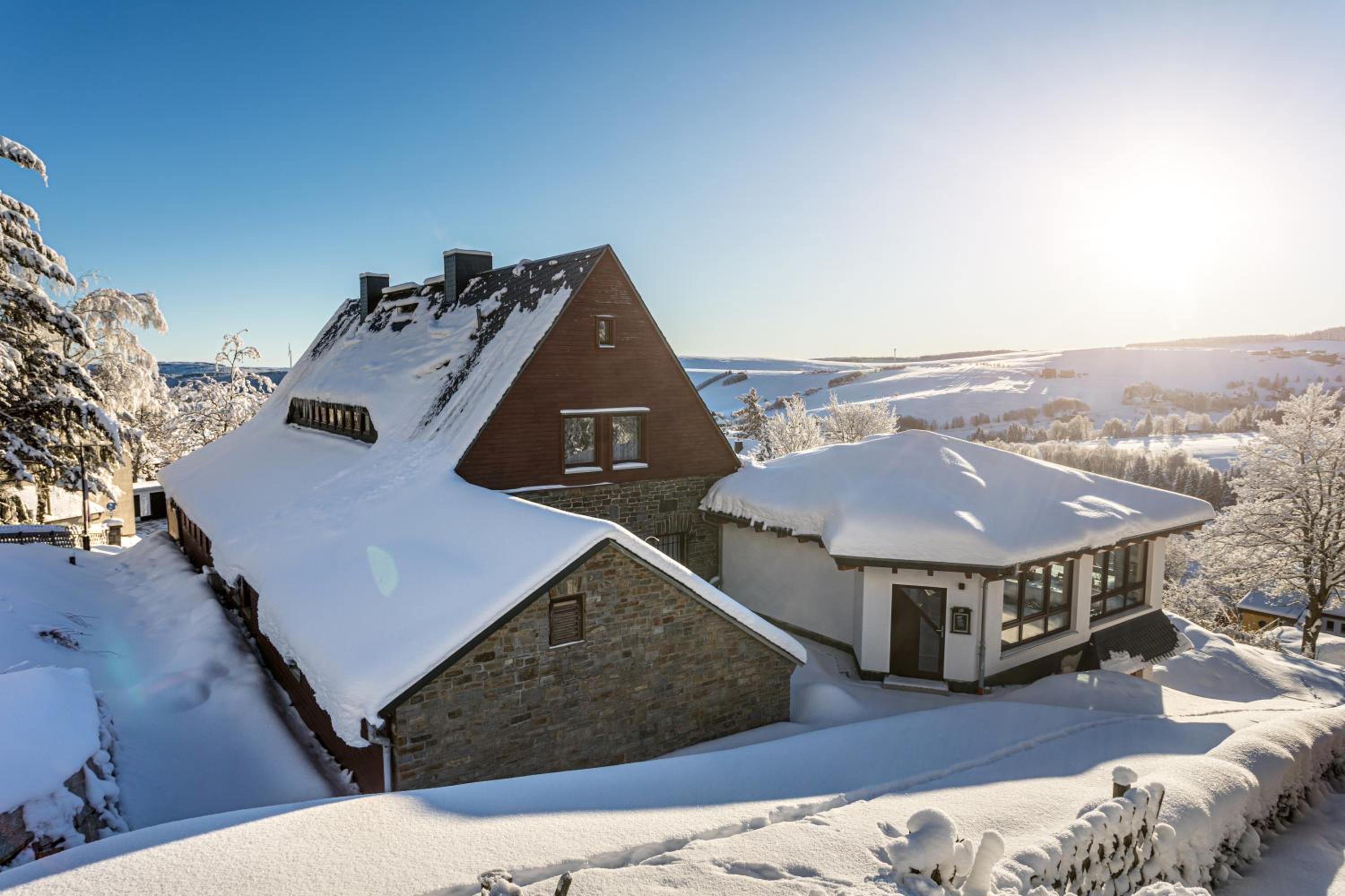 Ferienhaus Freitag - Ferienwohnungen mit Sauna & Frühstück view 3