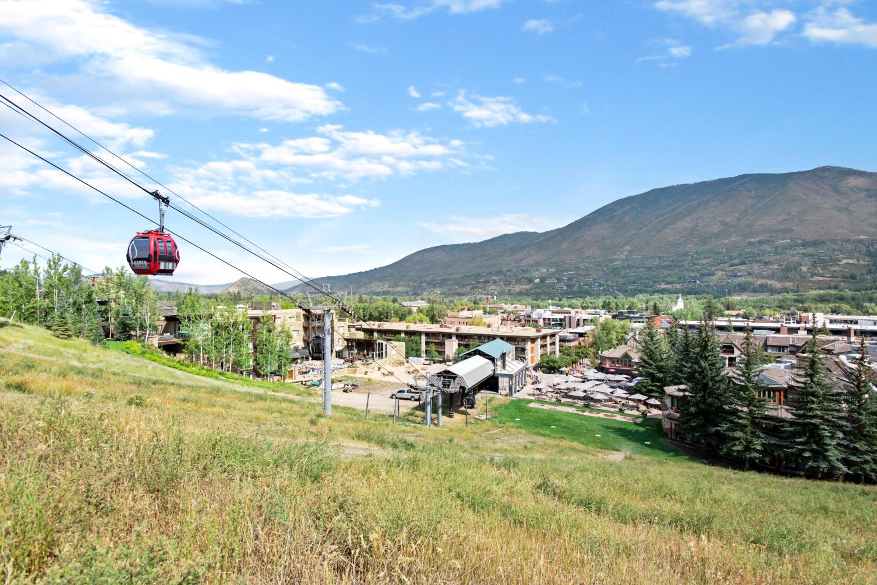 Aspen Alp;s Apartment #803 view 5