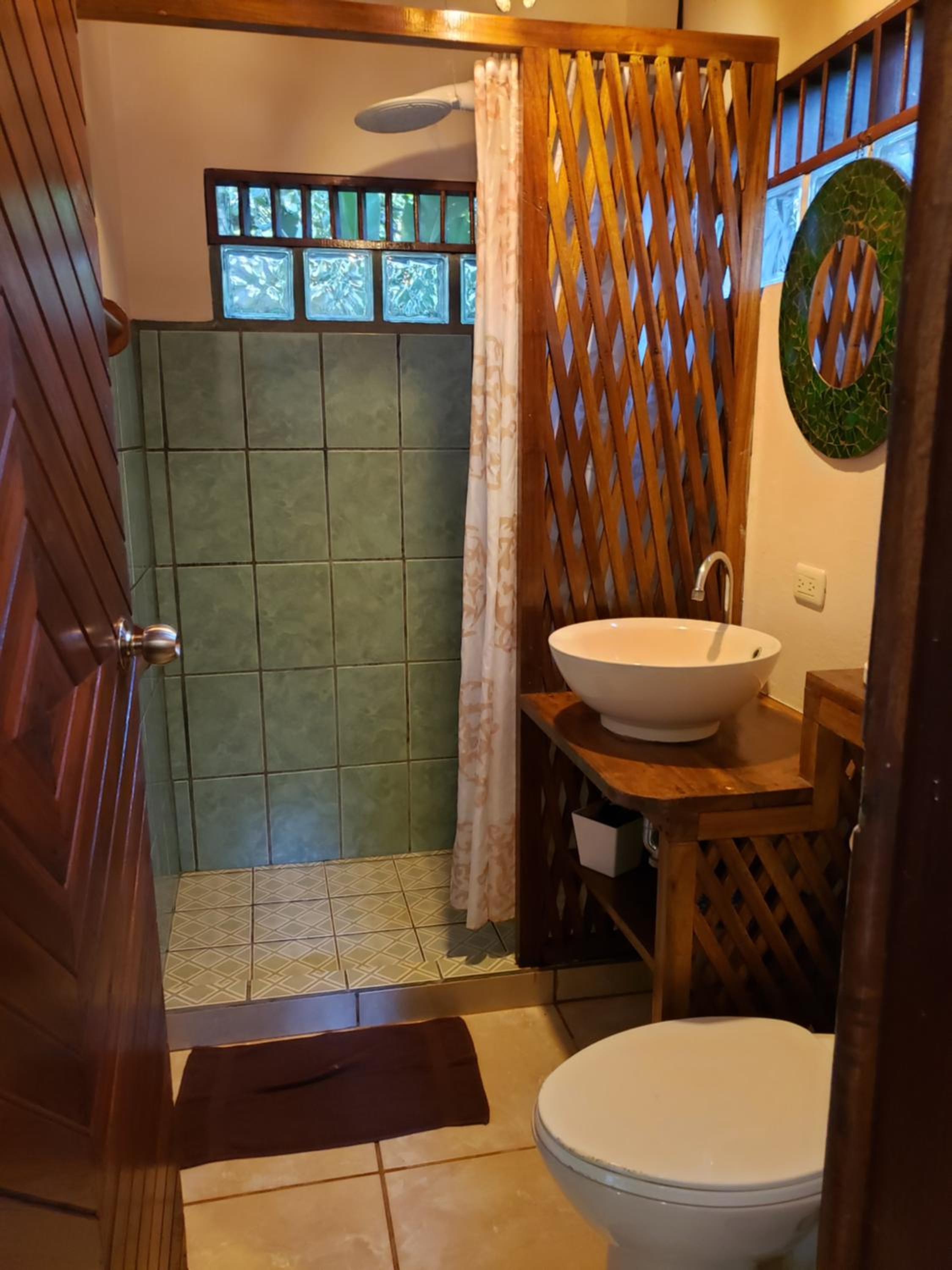 Pachamama Nueva River side Bungalows Punta Uva