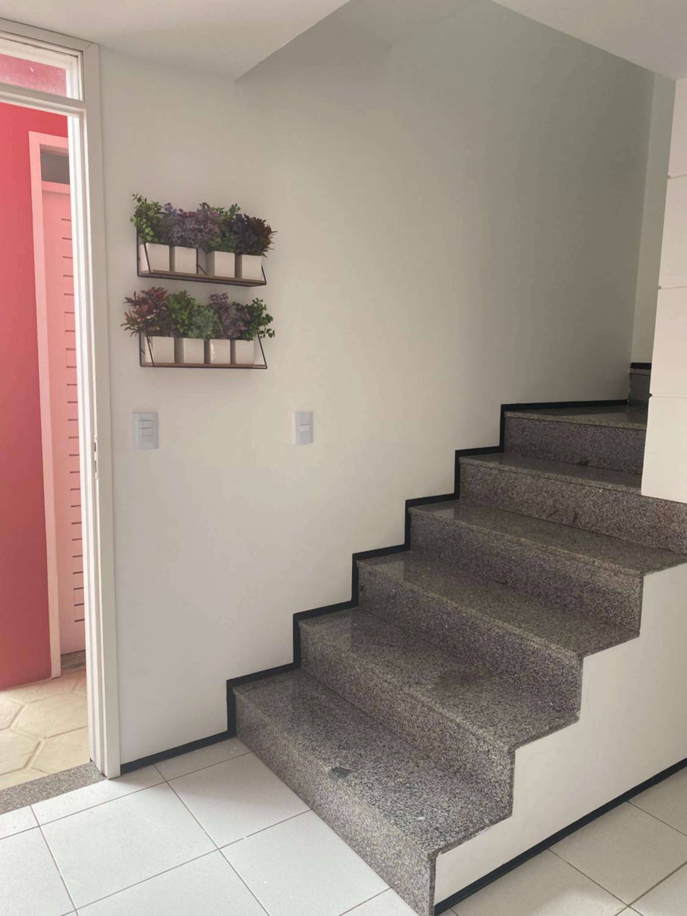 Casa em Condomínio 2 suítes casa 03