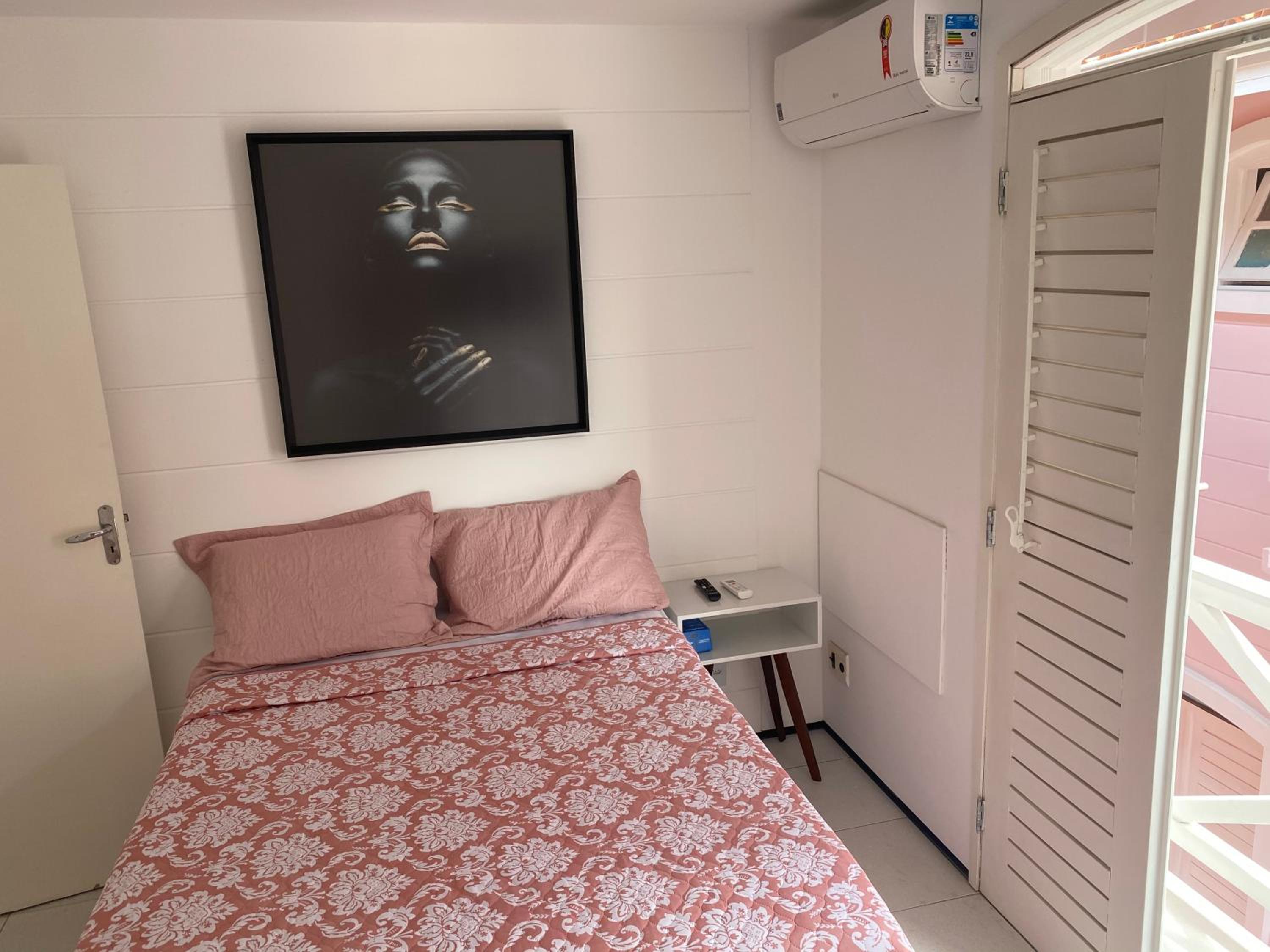 Casa em Condomínio 2 suítes casa 03