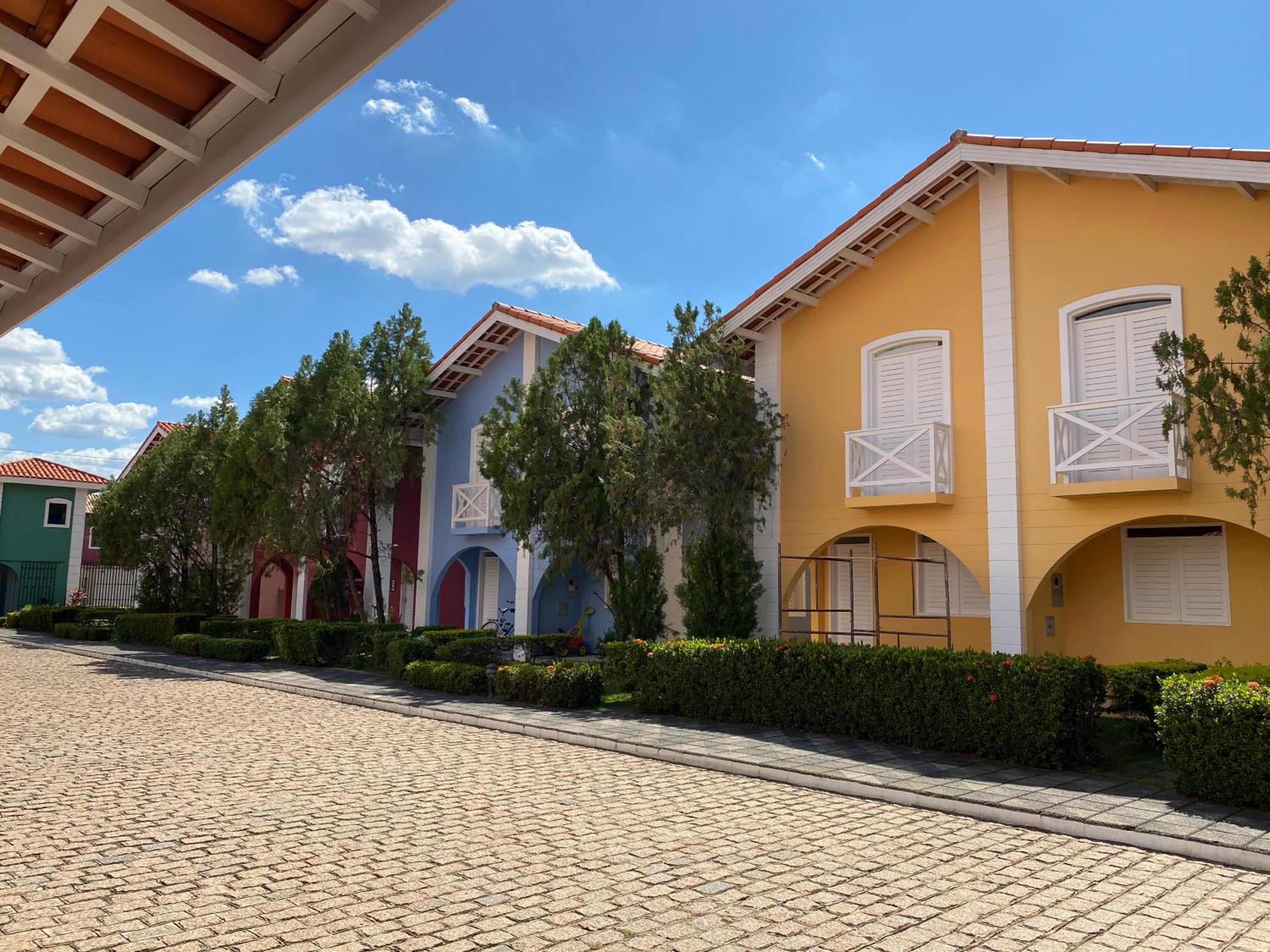 Casa em Condomínio 2 suítes casa 03