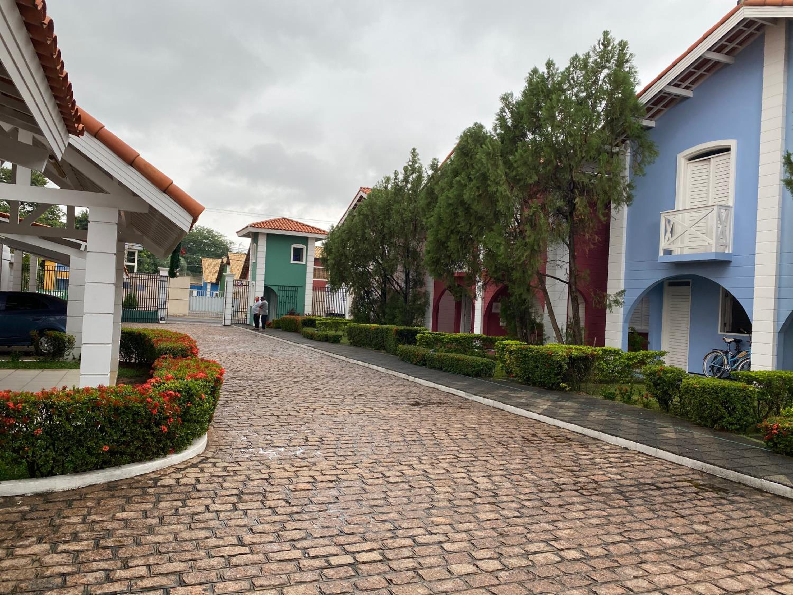 Casa em Condomínio 2 suítes casa 03