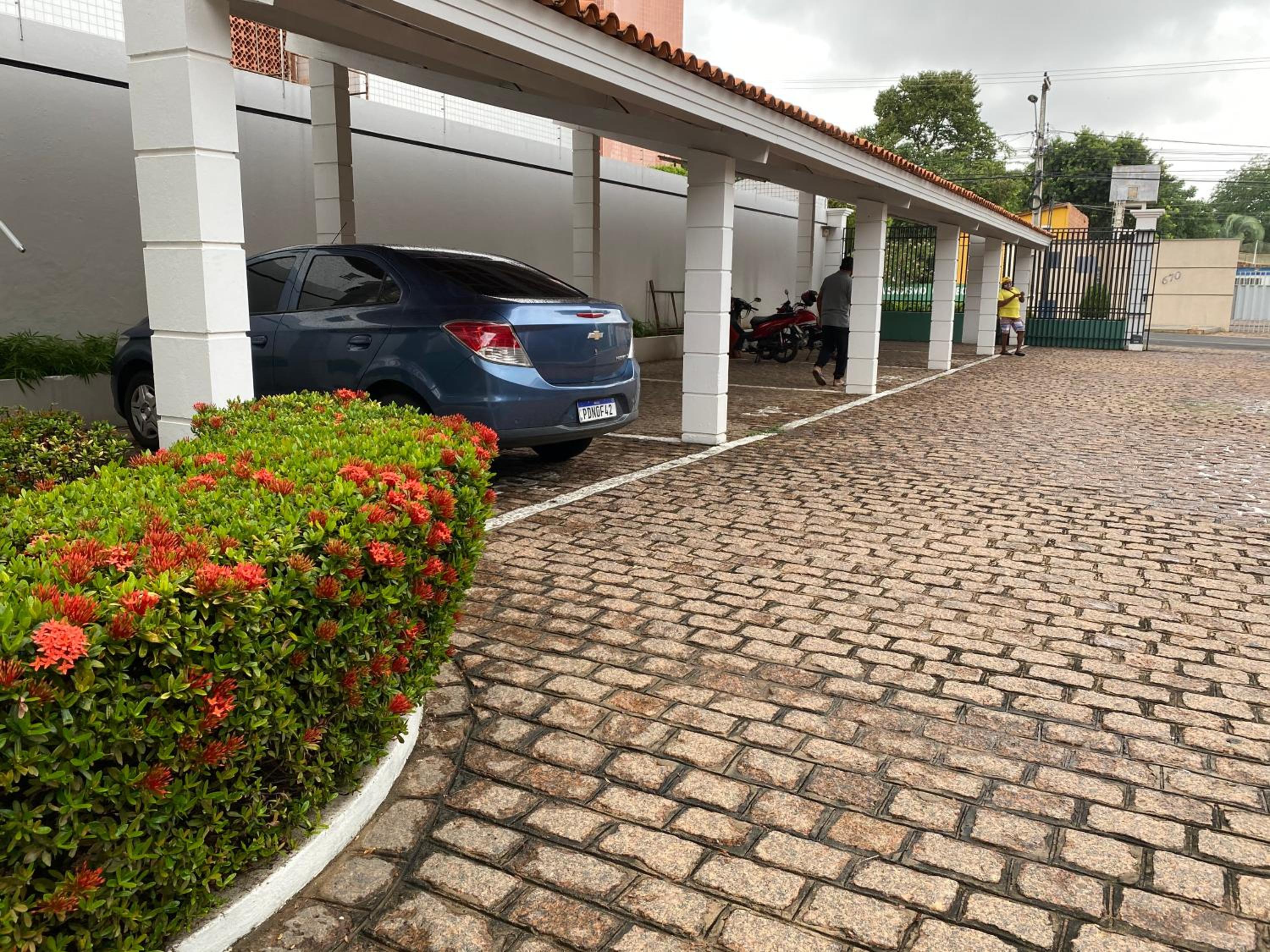 Casa em Condomínio 2 suítes casa 03