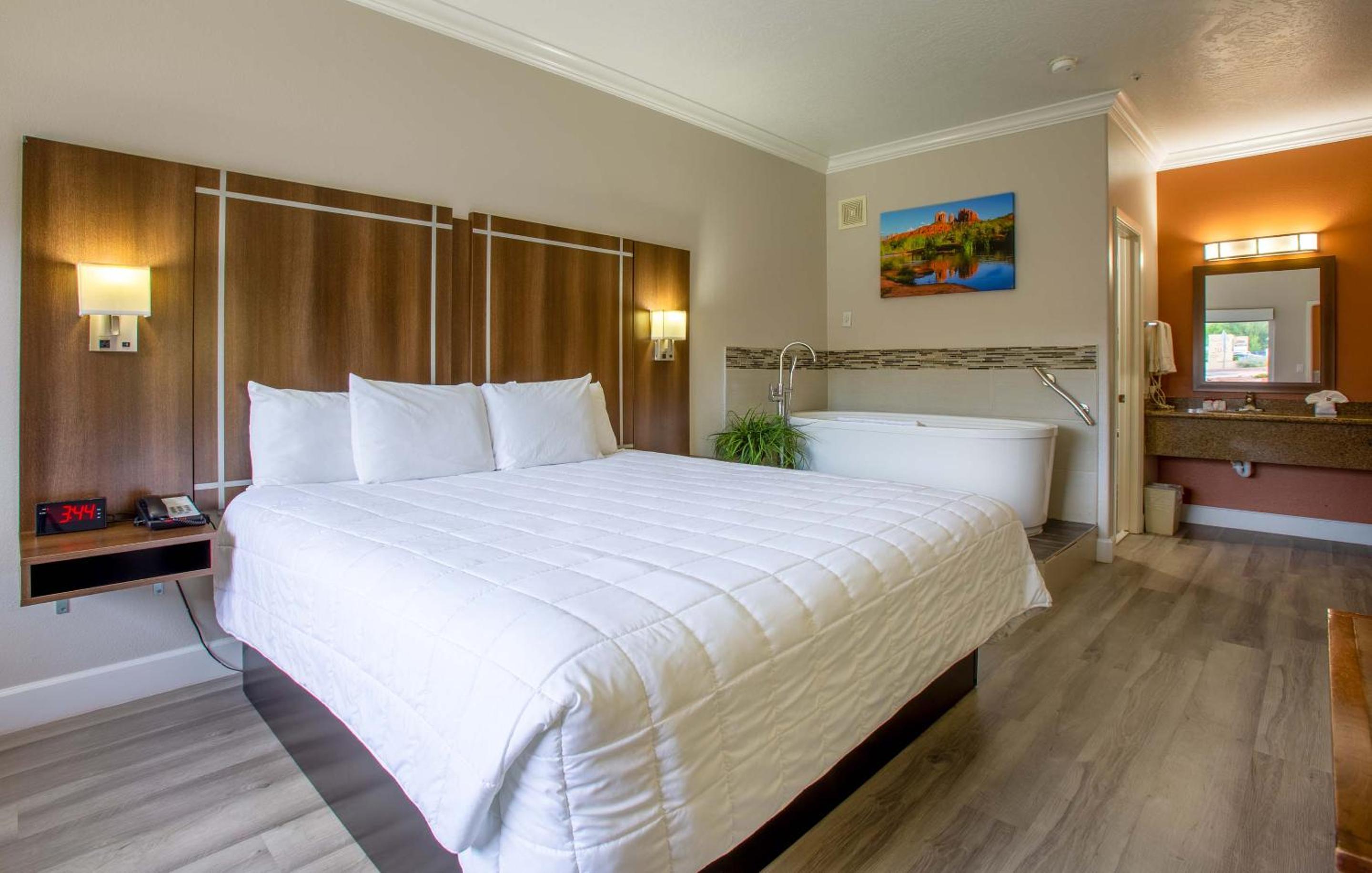 Sedona Vacations - Wildflower Inn at Bell Rock - Property Image 8