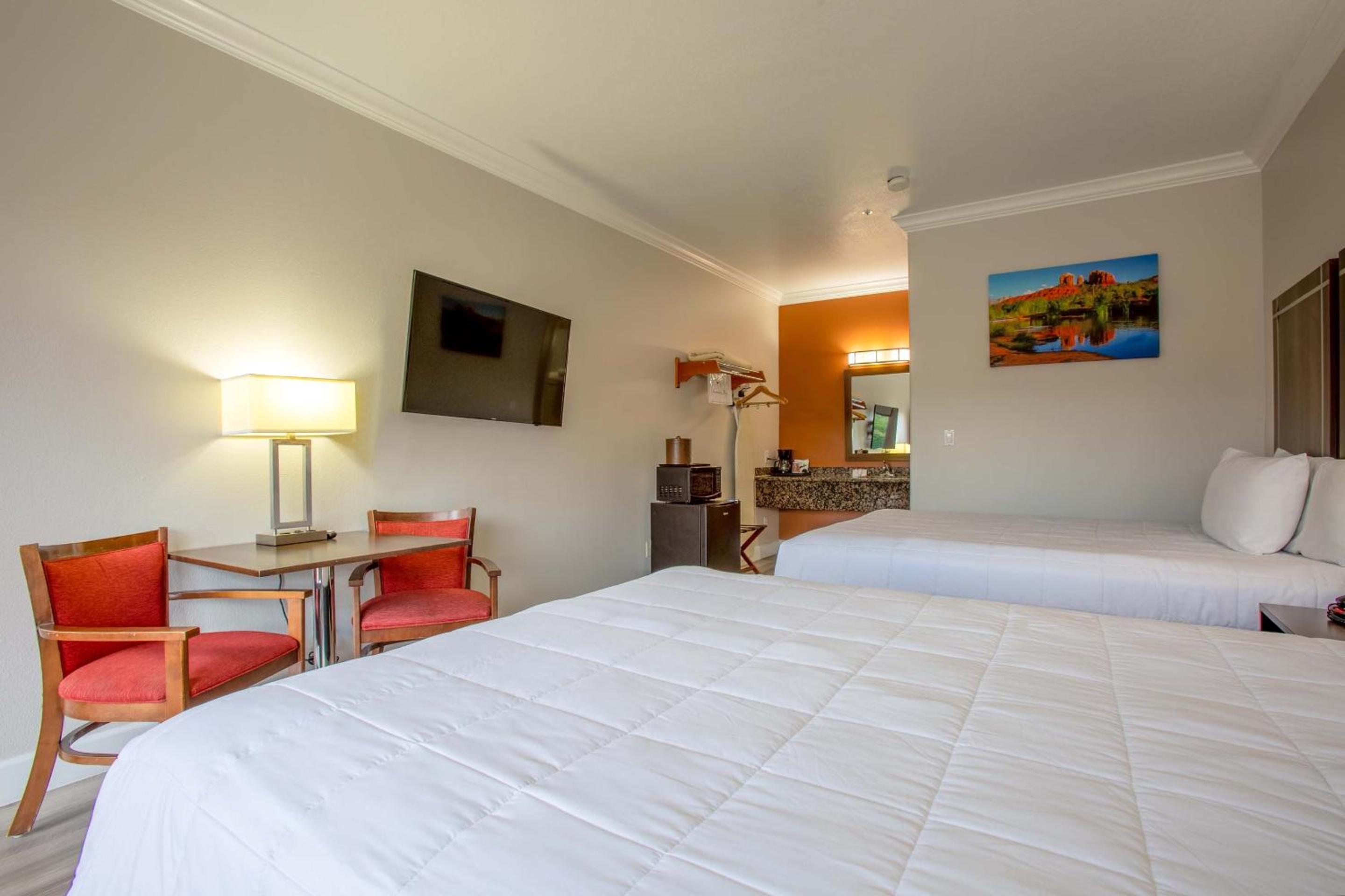 Sedona Vacations - Wildflower Inn at Bell Rock - Property Image 6