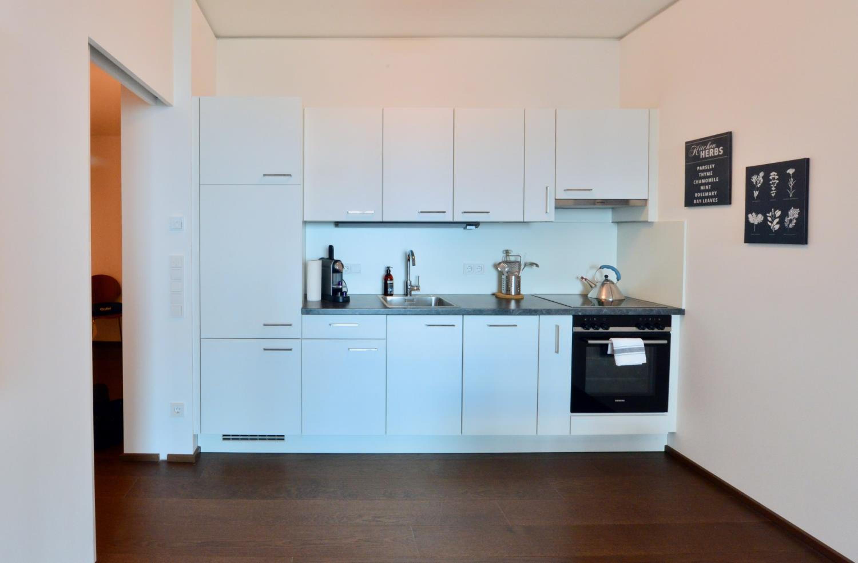 Brand-New, Close to Centre, Rooftop-Summer-Pool