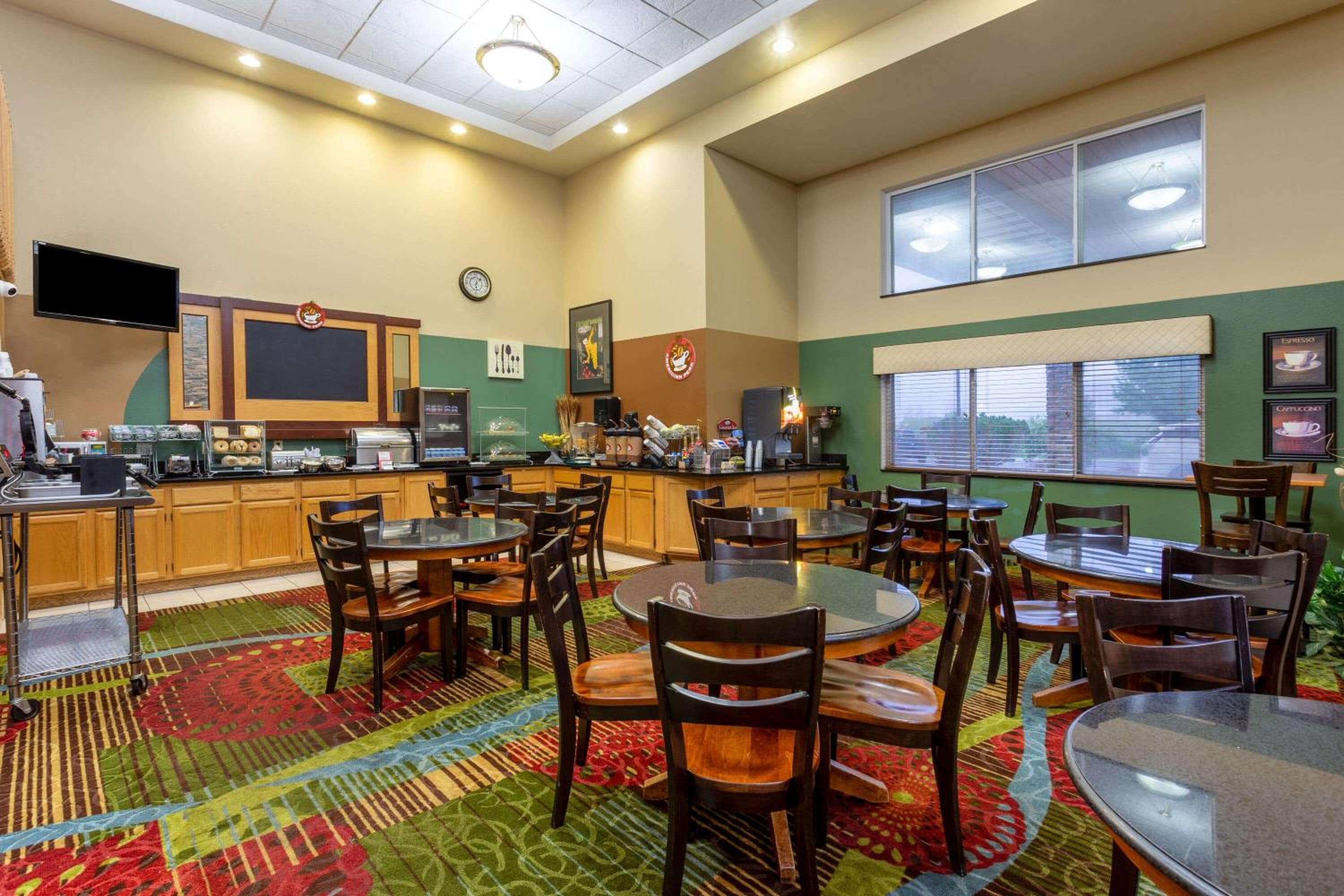AmericInn by Wyndham Wausau