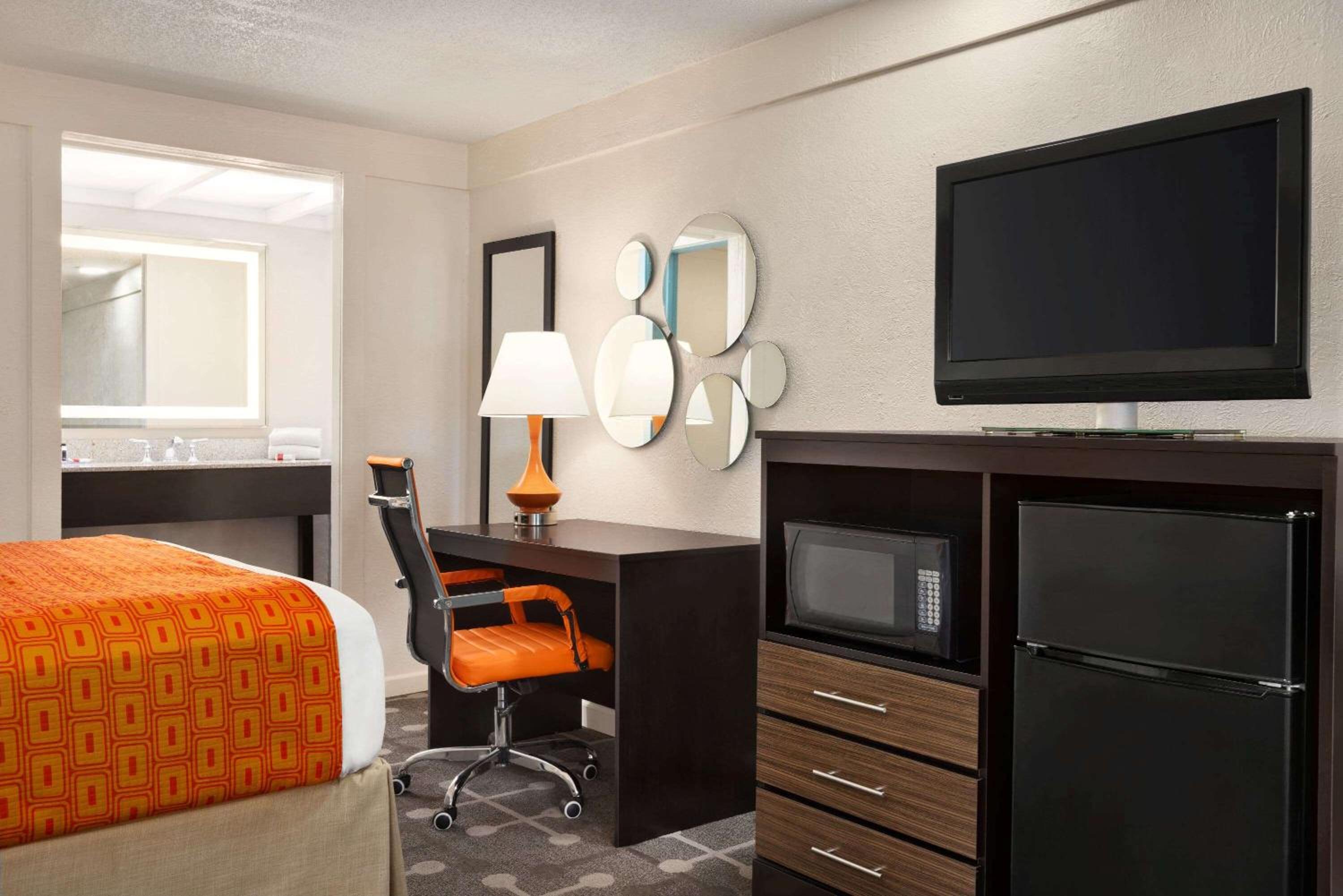 Dover Inn and Suites, Photo 38
