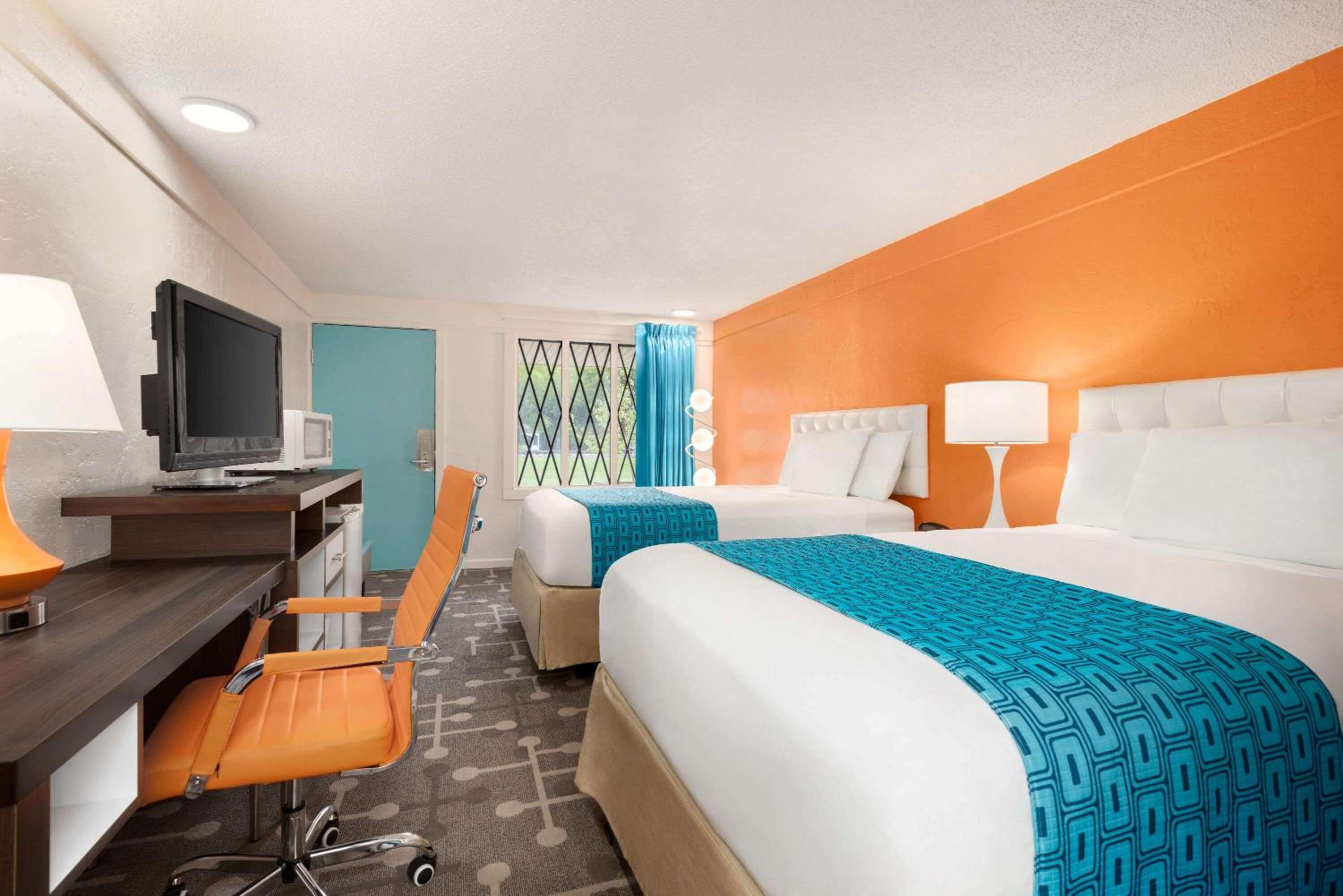 Dover Inn and Suites, Photo 42