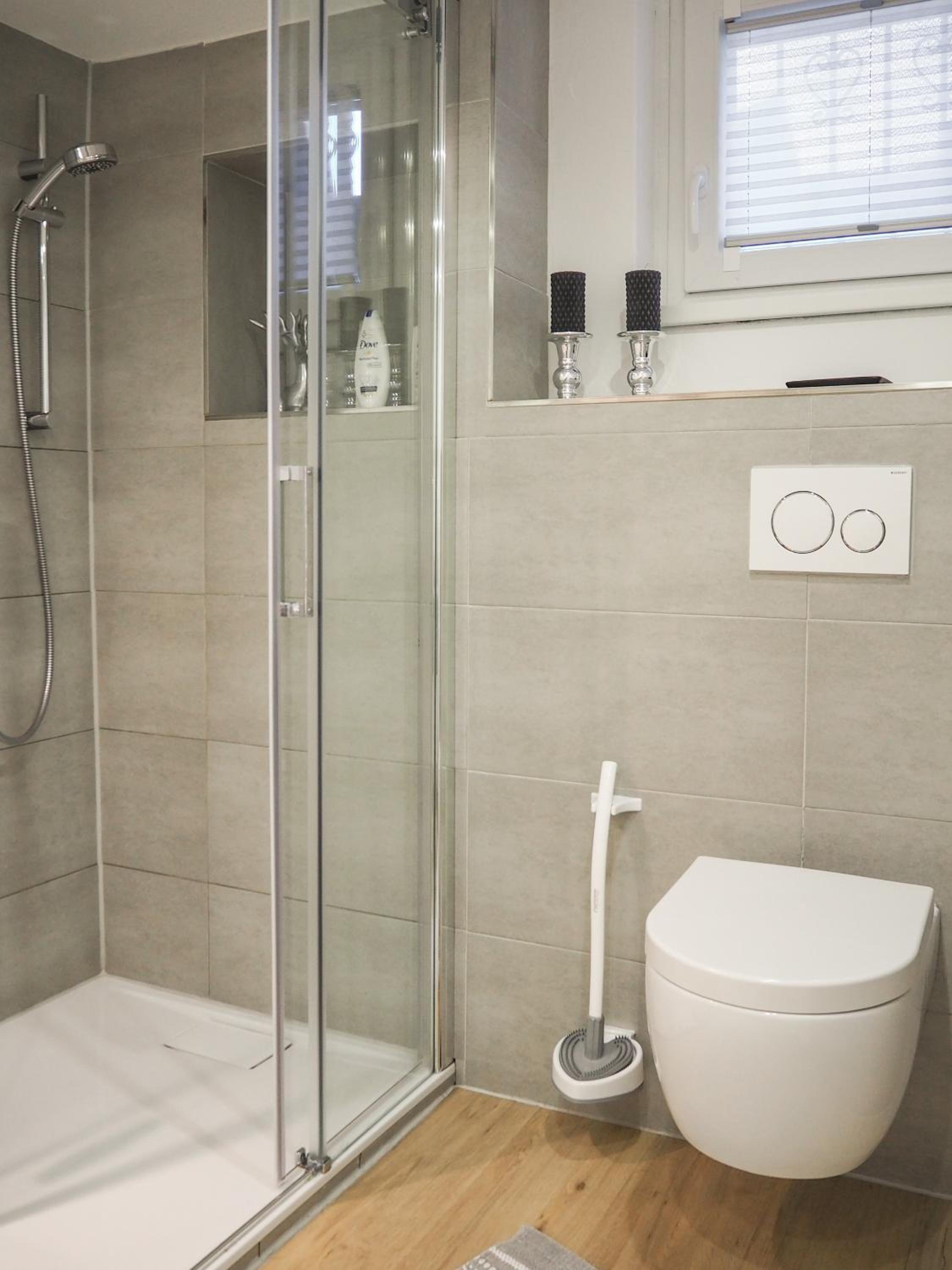 Stylische Wohnung in ruhiger Lage, sehr messenah view 3