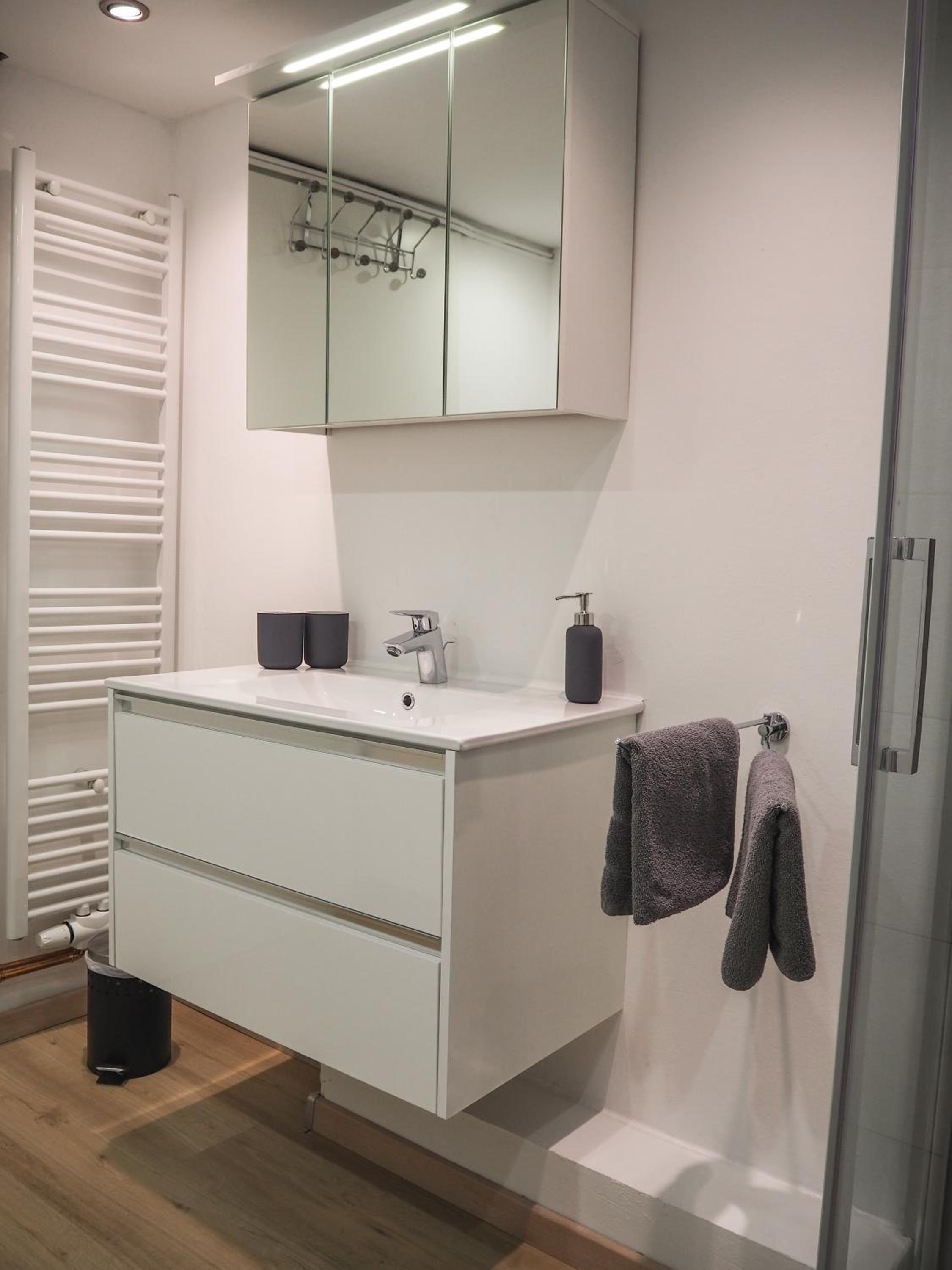 Stylische Wohnung in ruhiger Lage, sehr messenah view 5