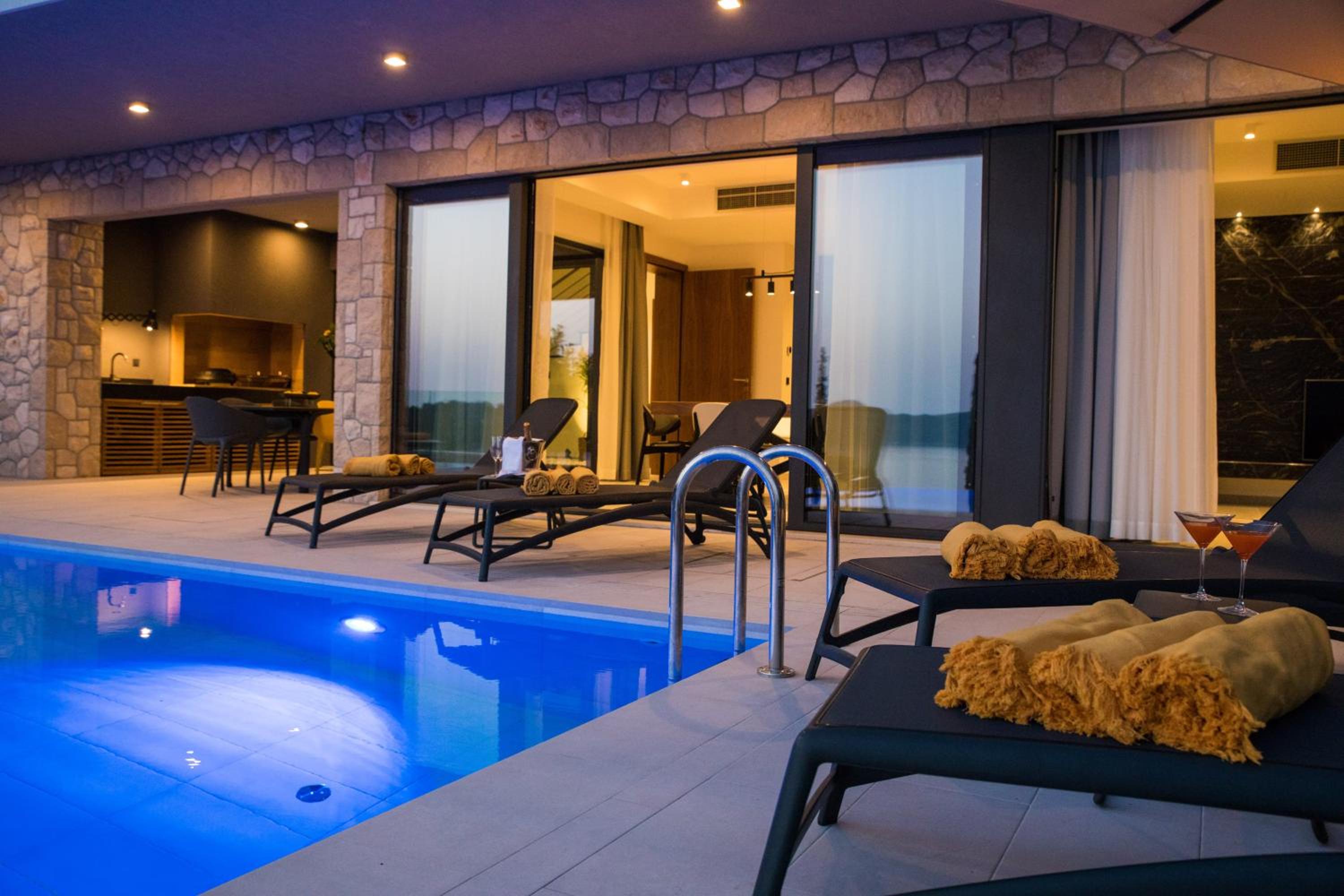 Luxury Villa Helios 5*