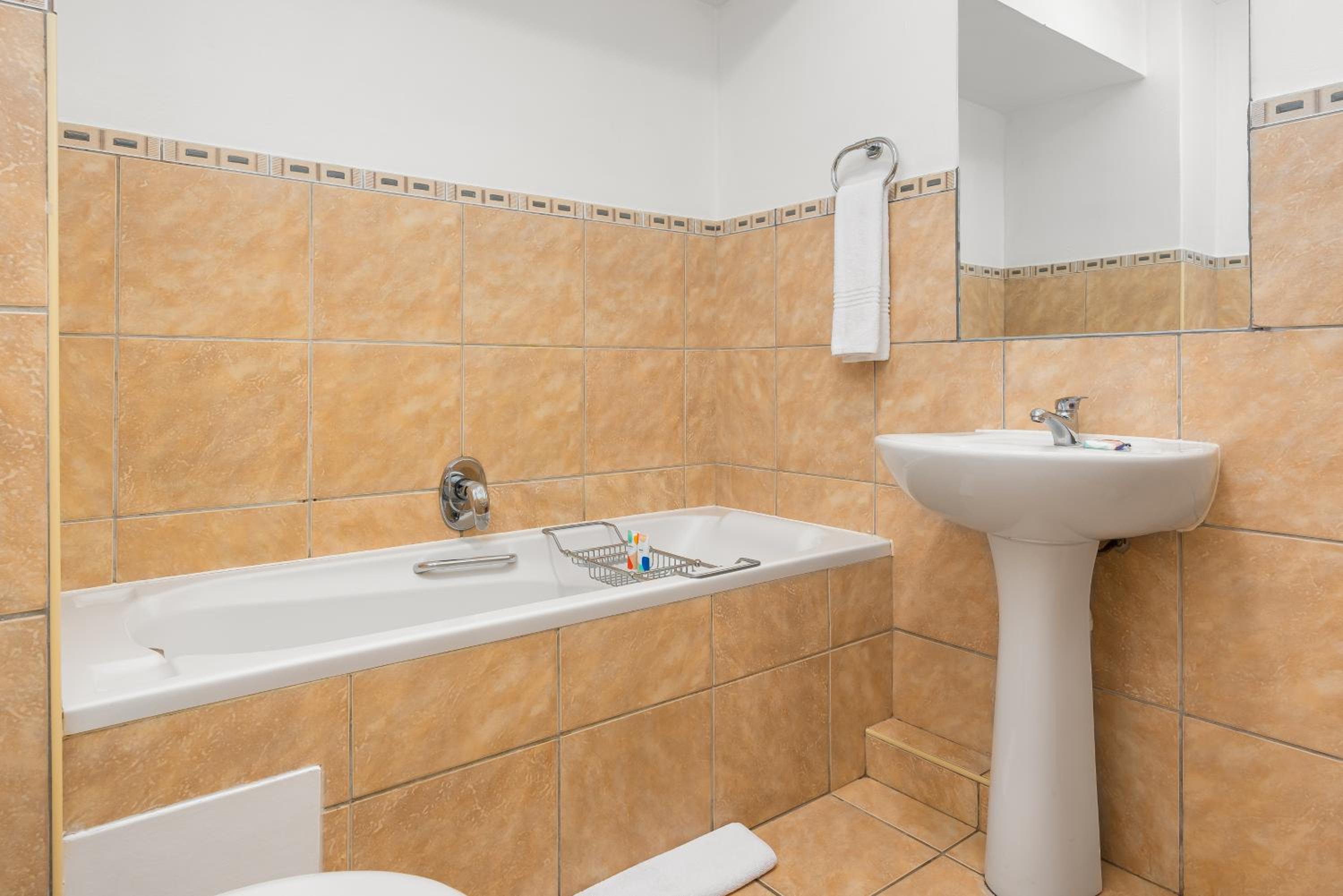 Island Club Luxury Apartments