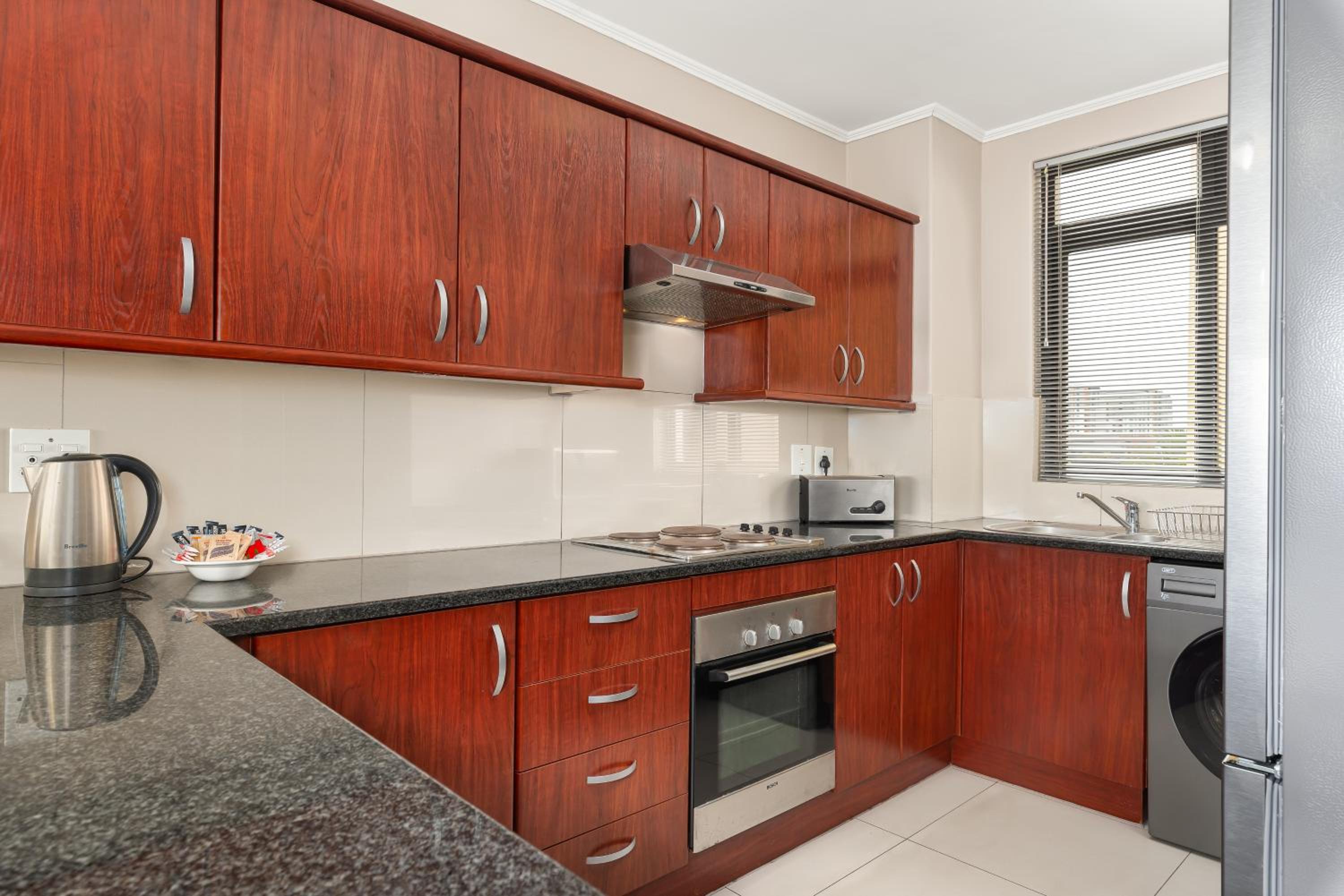 Island Club Luxury Apartments