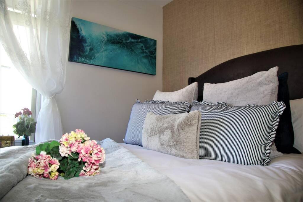 Luxury Apartment in Umhlanga Rocks view 3