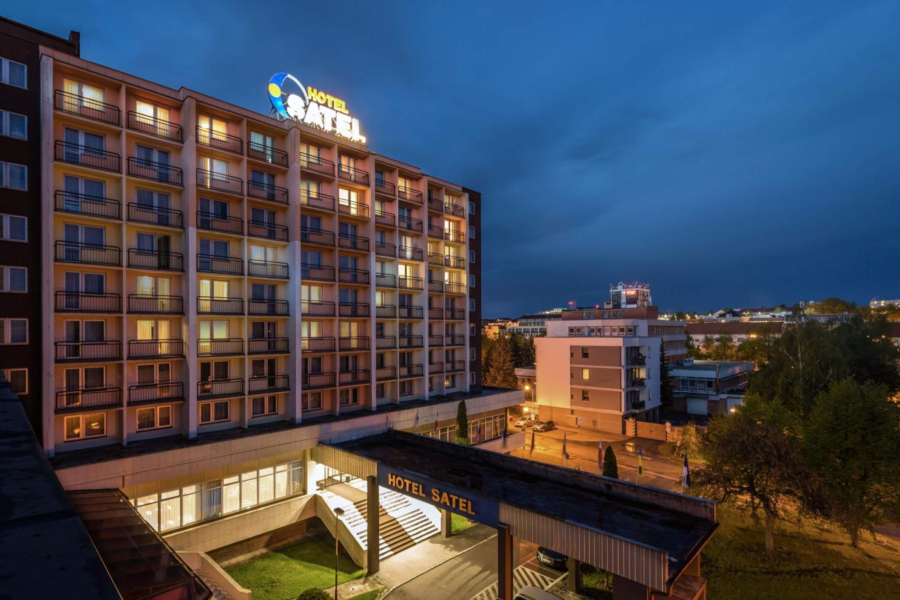 Hotel SATEL - Image 1