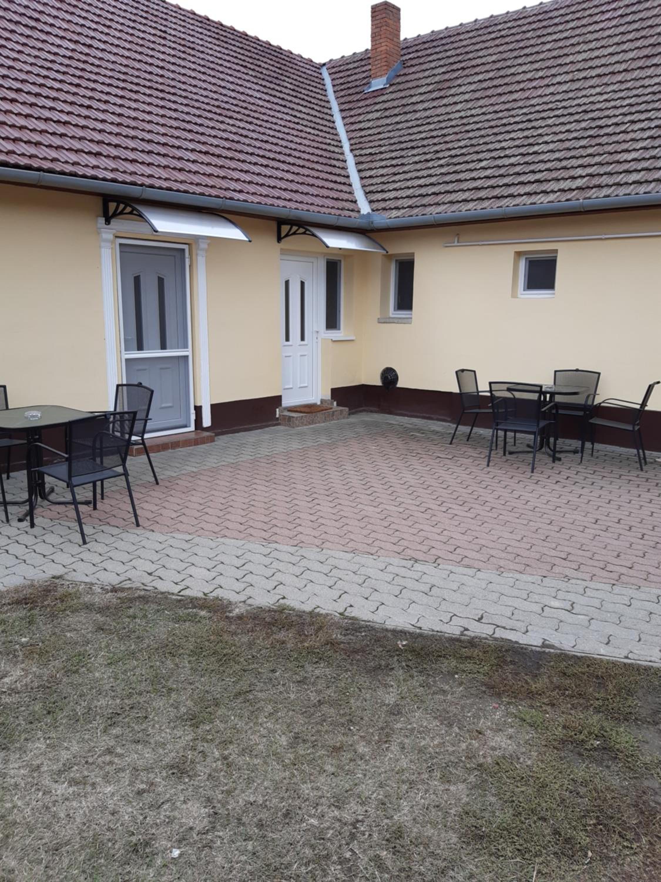 Photo 41