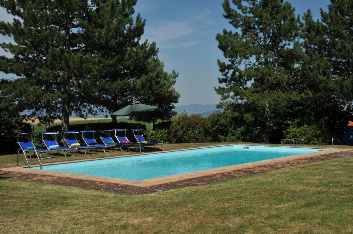 Villa Augusta Sleeps 14 Exclusive Pool photo 3