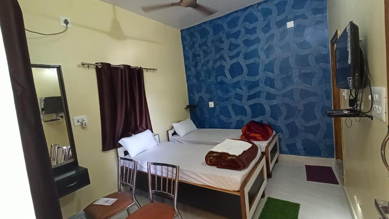 ANAND LOK VATIKA
