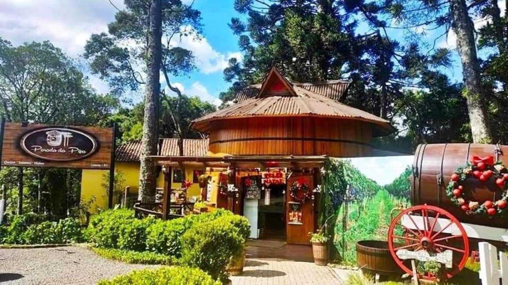 Chalé Temático em Pipa de Vinho - Parada da Pipa Chalés