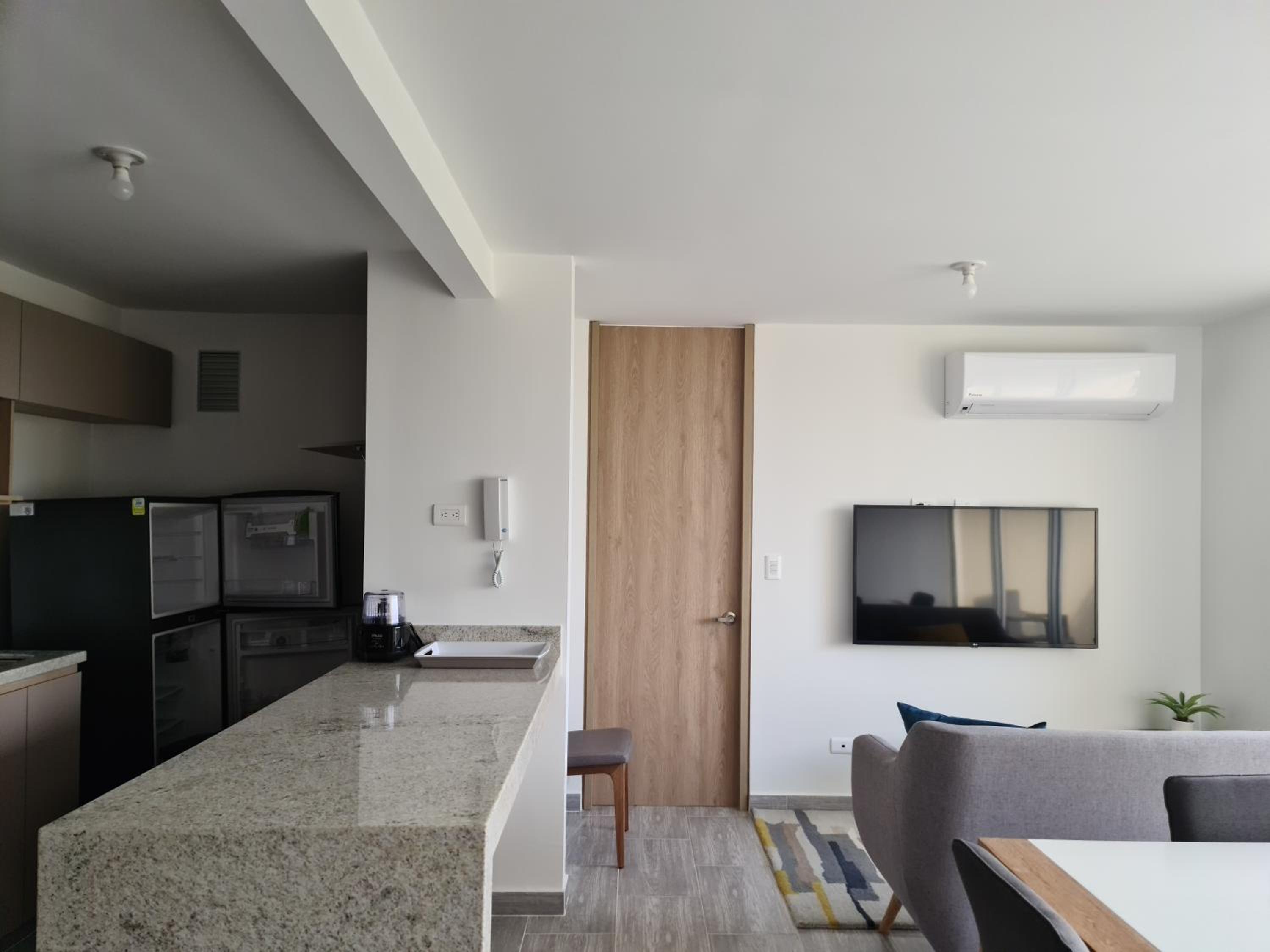 Apartamento moderno en Puerto Azul Club House view 4