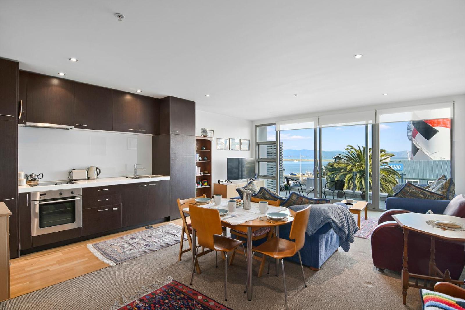 Wakefield Wonder - Nelson Holiday Apartment view 5