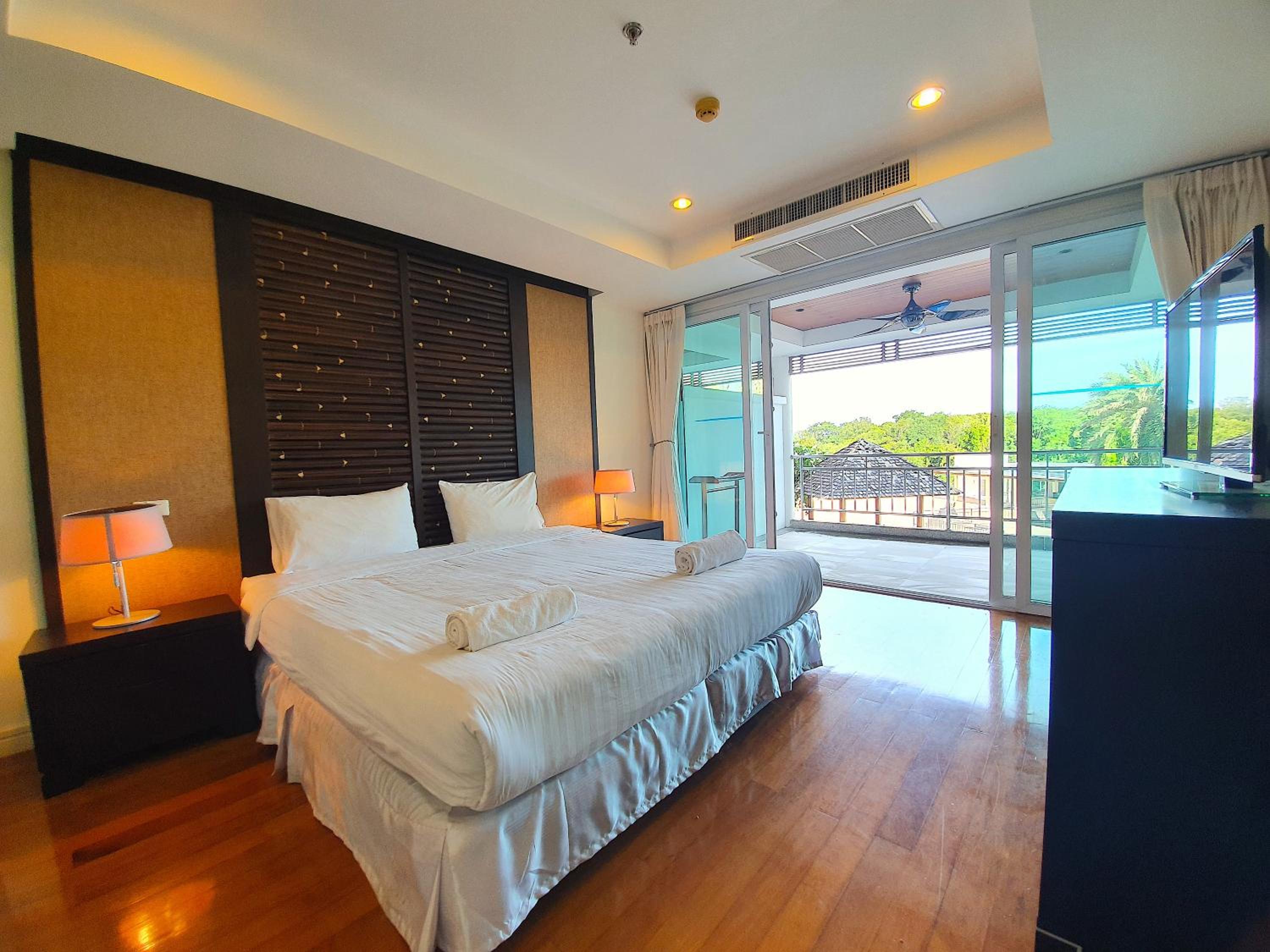 Spacious apartment with Ocean view in Panwa view 3