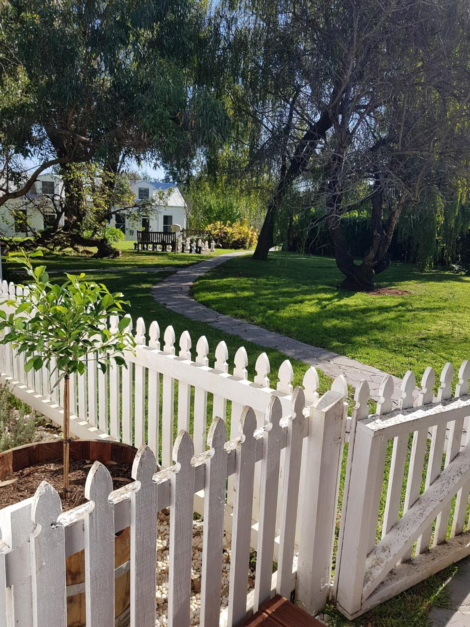 Clonmara Country House and Cottages