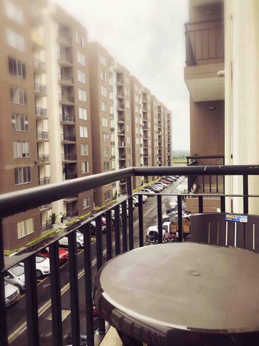 Moderno APTO con aire acondicionado y Netflix en Villavicencio view 5