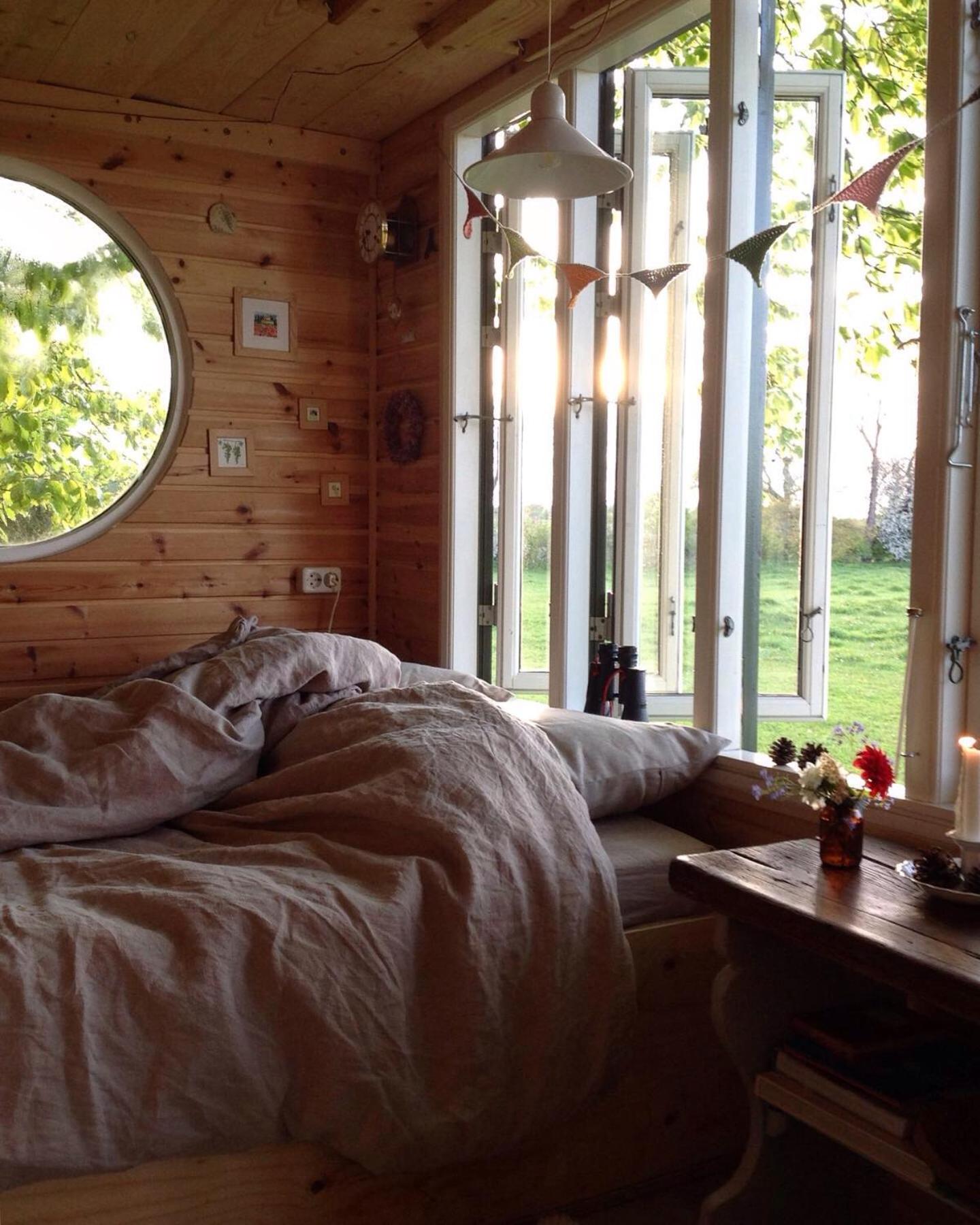 Treehouse escape