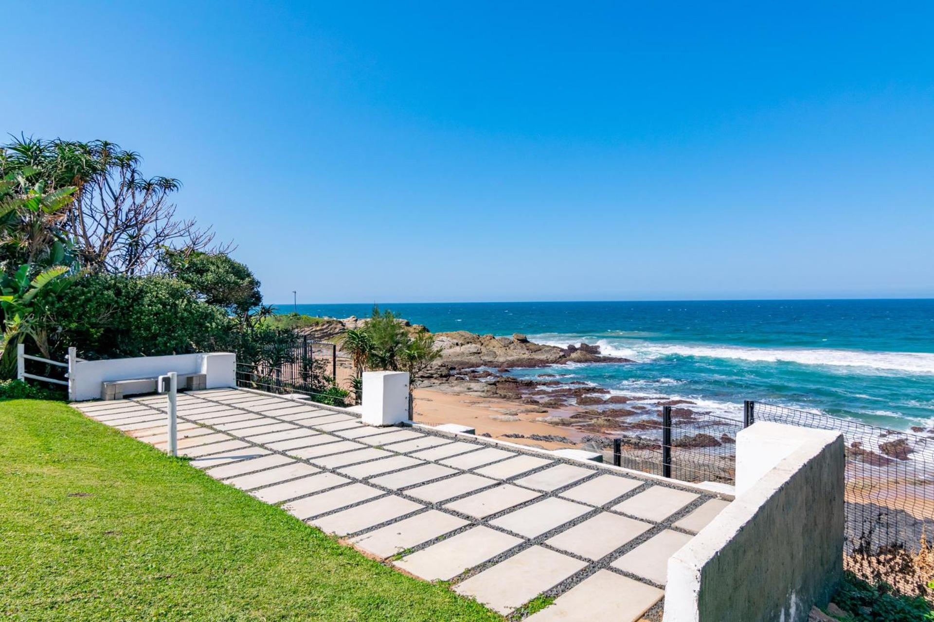 Four Bedroom Main plus 2 Bedroom Cottage Ballito Beachfront KTL1 view 3