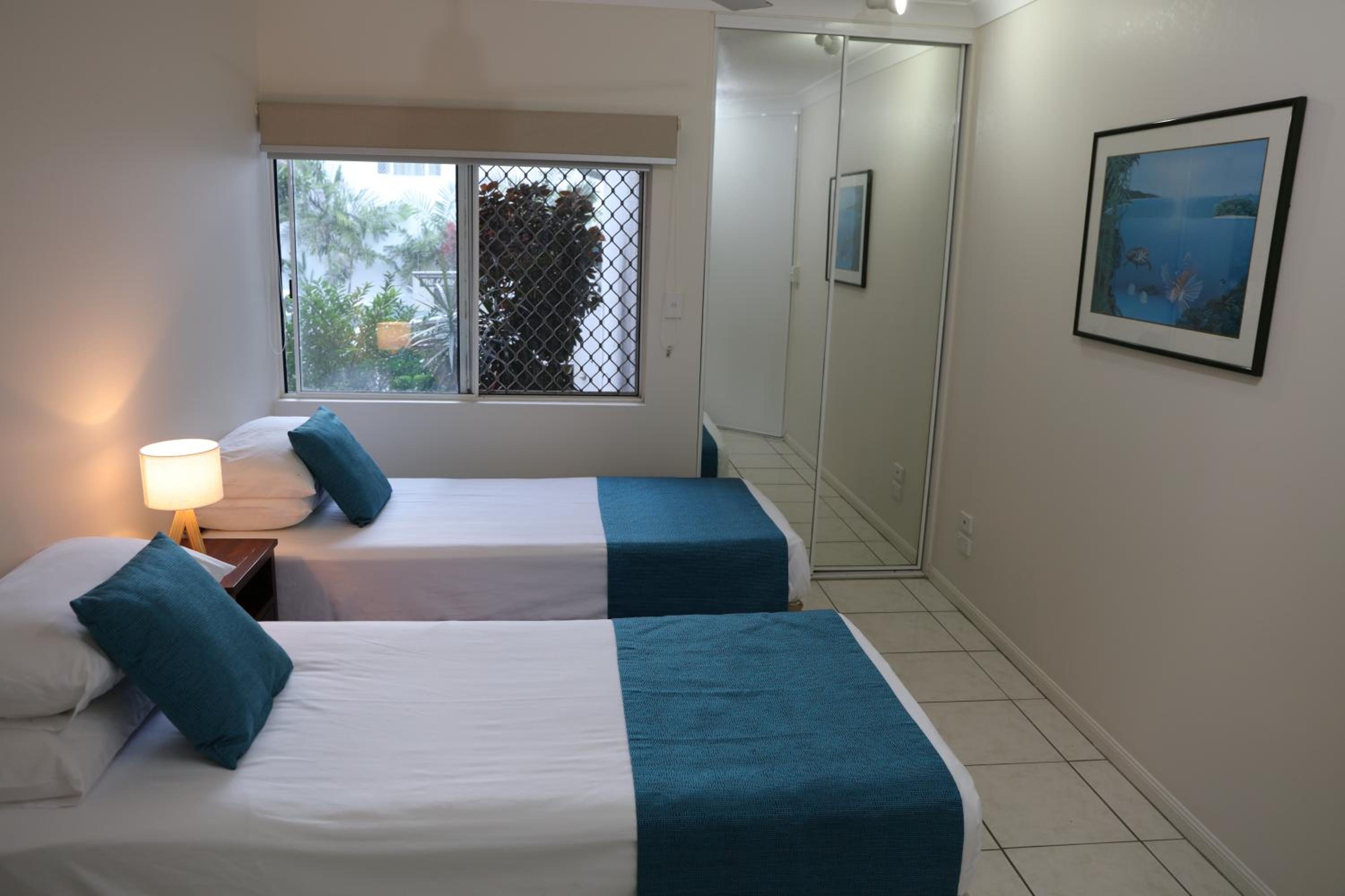 Trinity Beach Vacations - Costa Royale Beachfront Apartment - Property Image 16